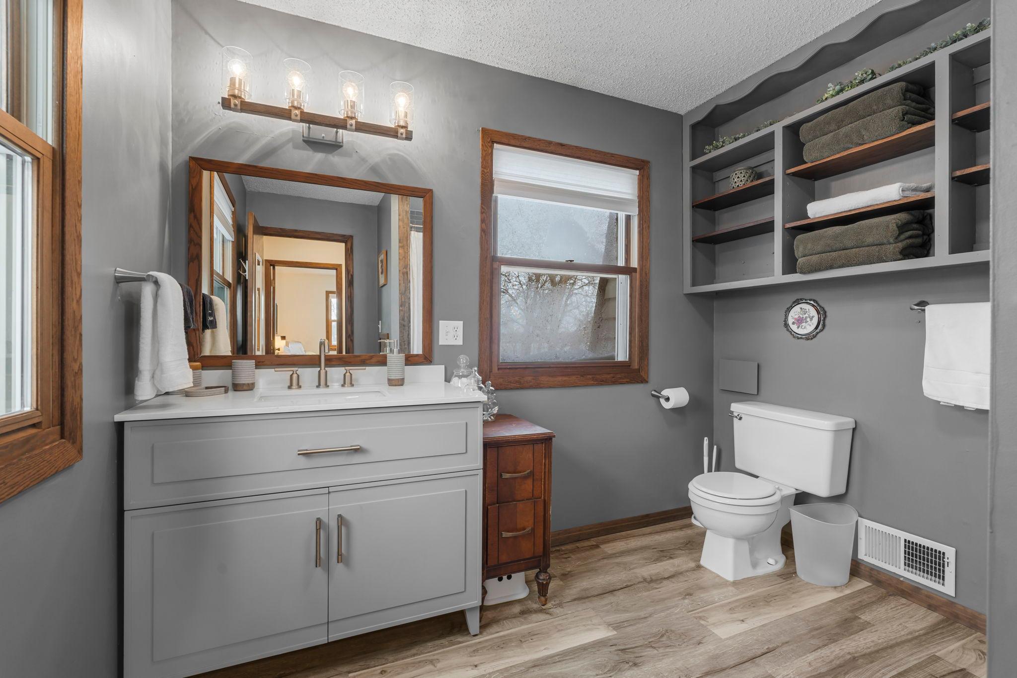 1011 Van Dyke Road NW