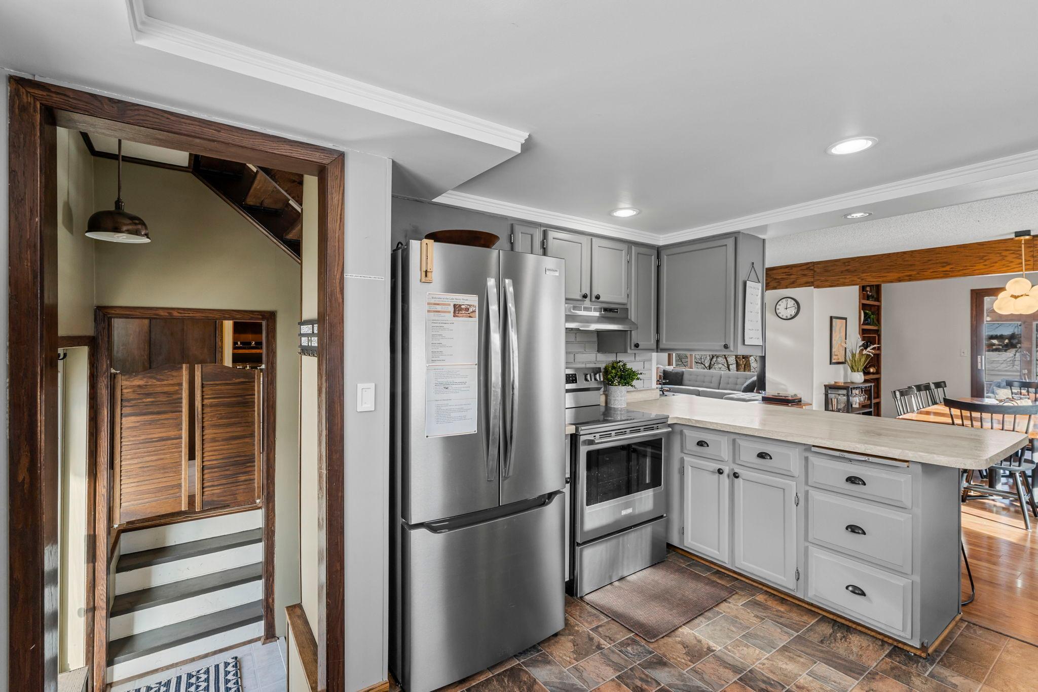 1011 Van Dyke Road NW