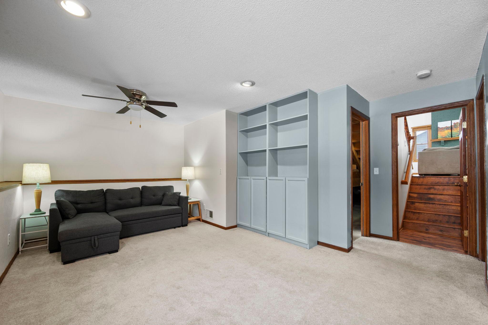 9246 Shenandoah Lane N