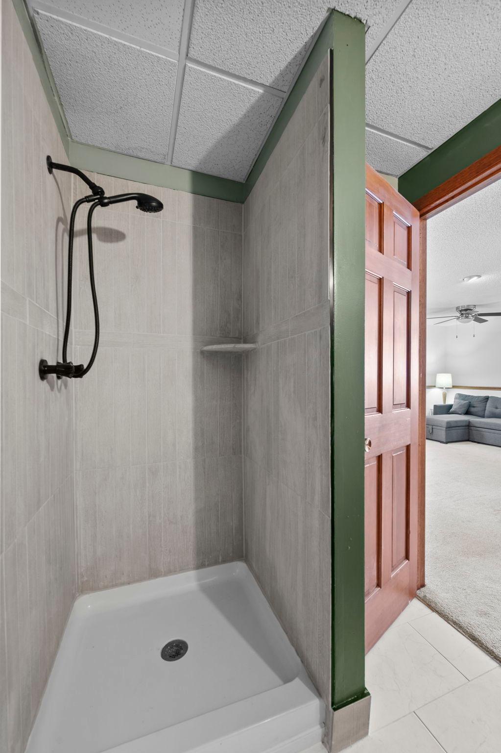 9246 Shenandoah Lane N