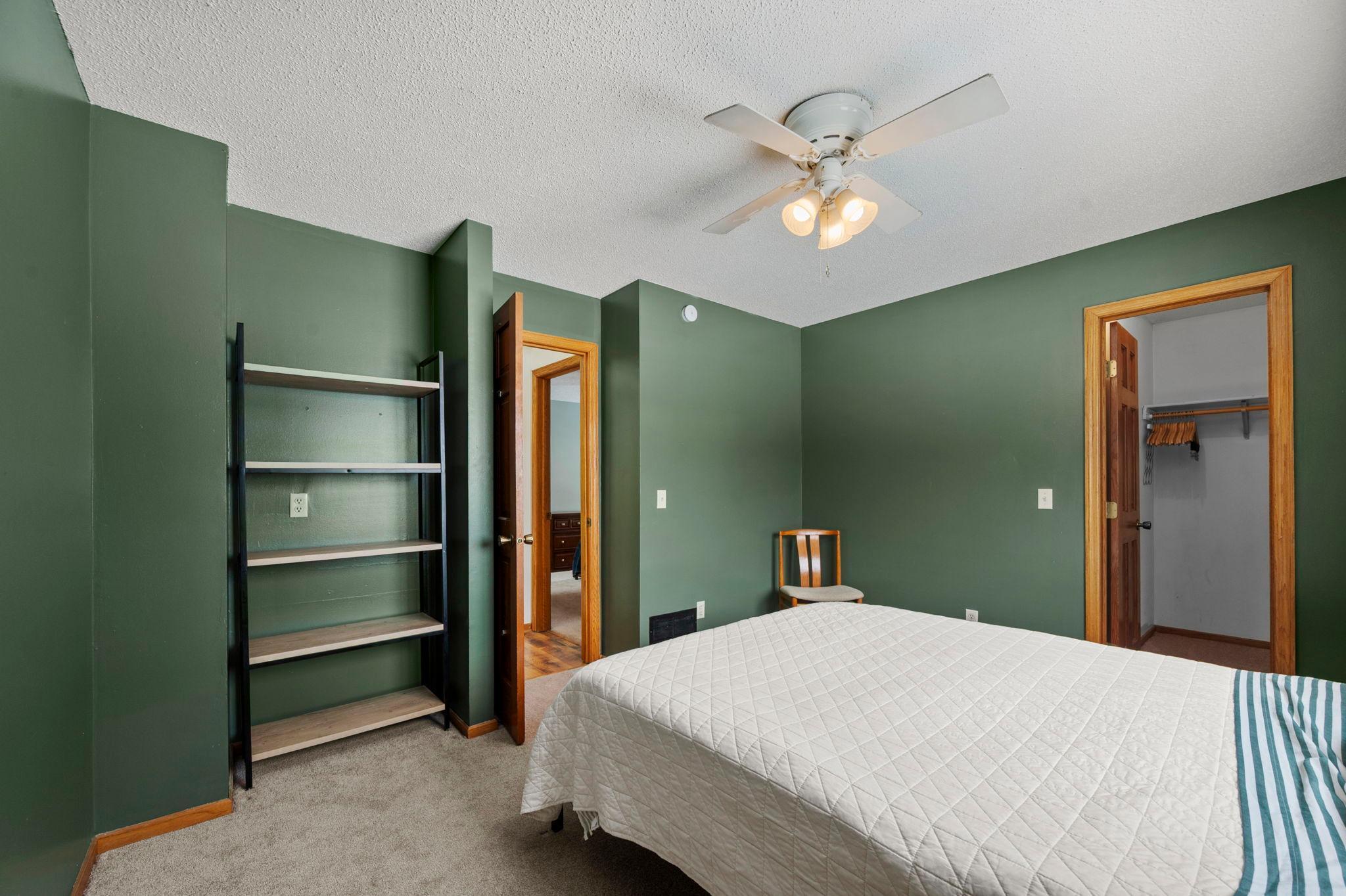 9246 Shenandoah Lane N