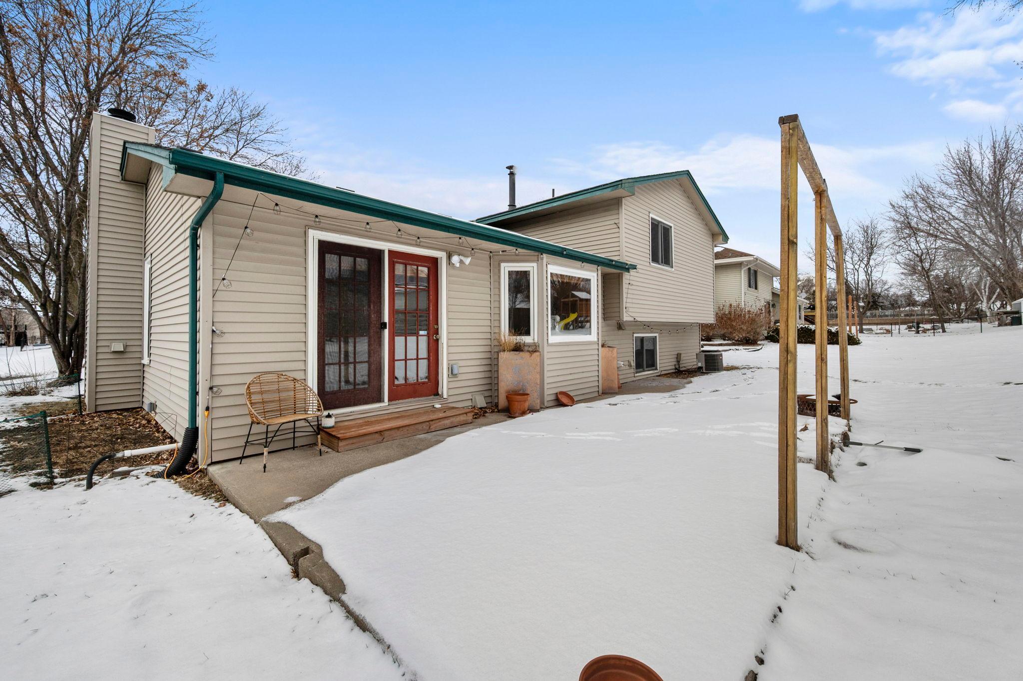 9246 Shenandoah Lane N