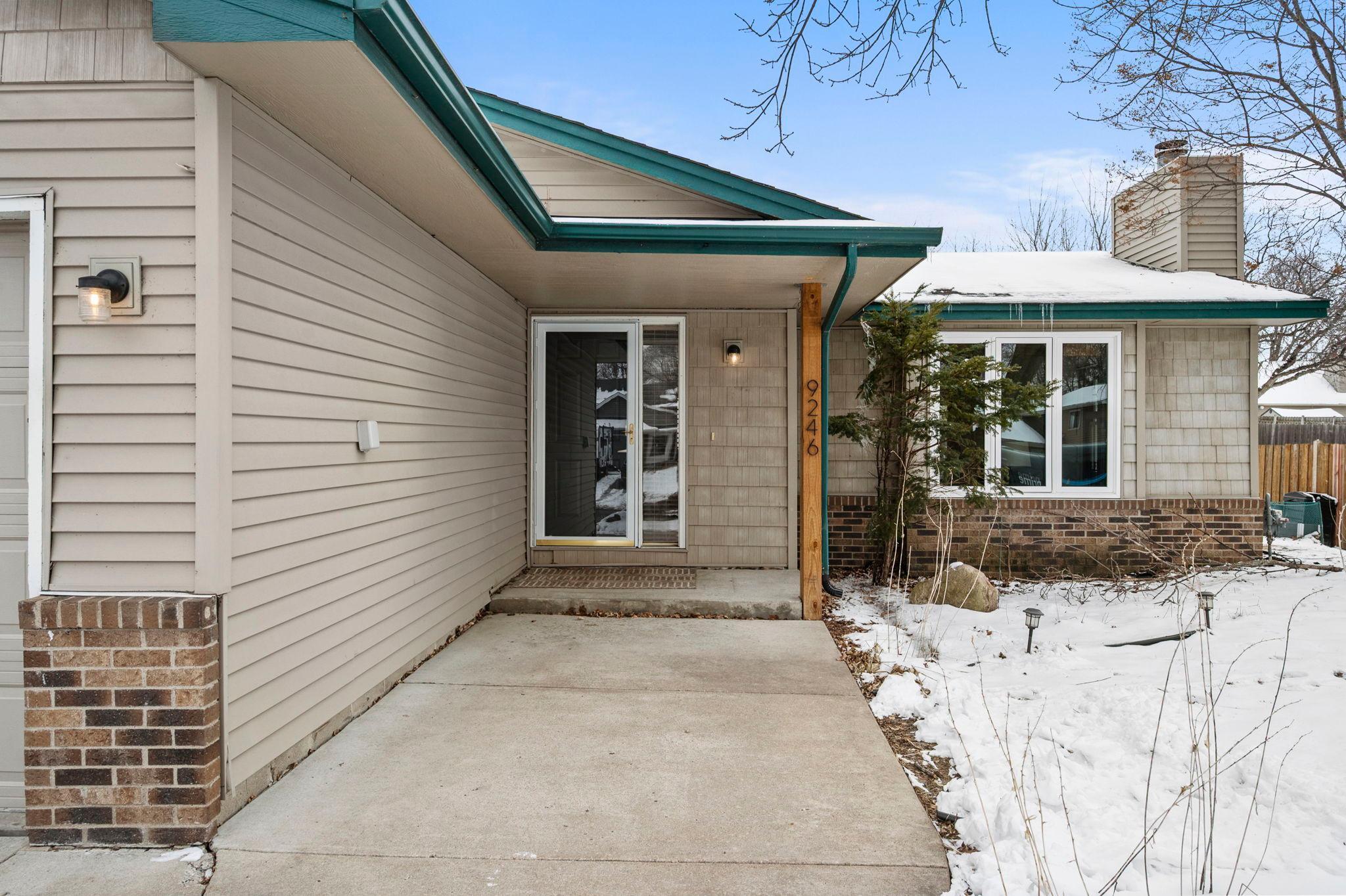 9246 Shenandoah Lane N