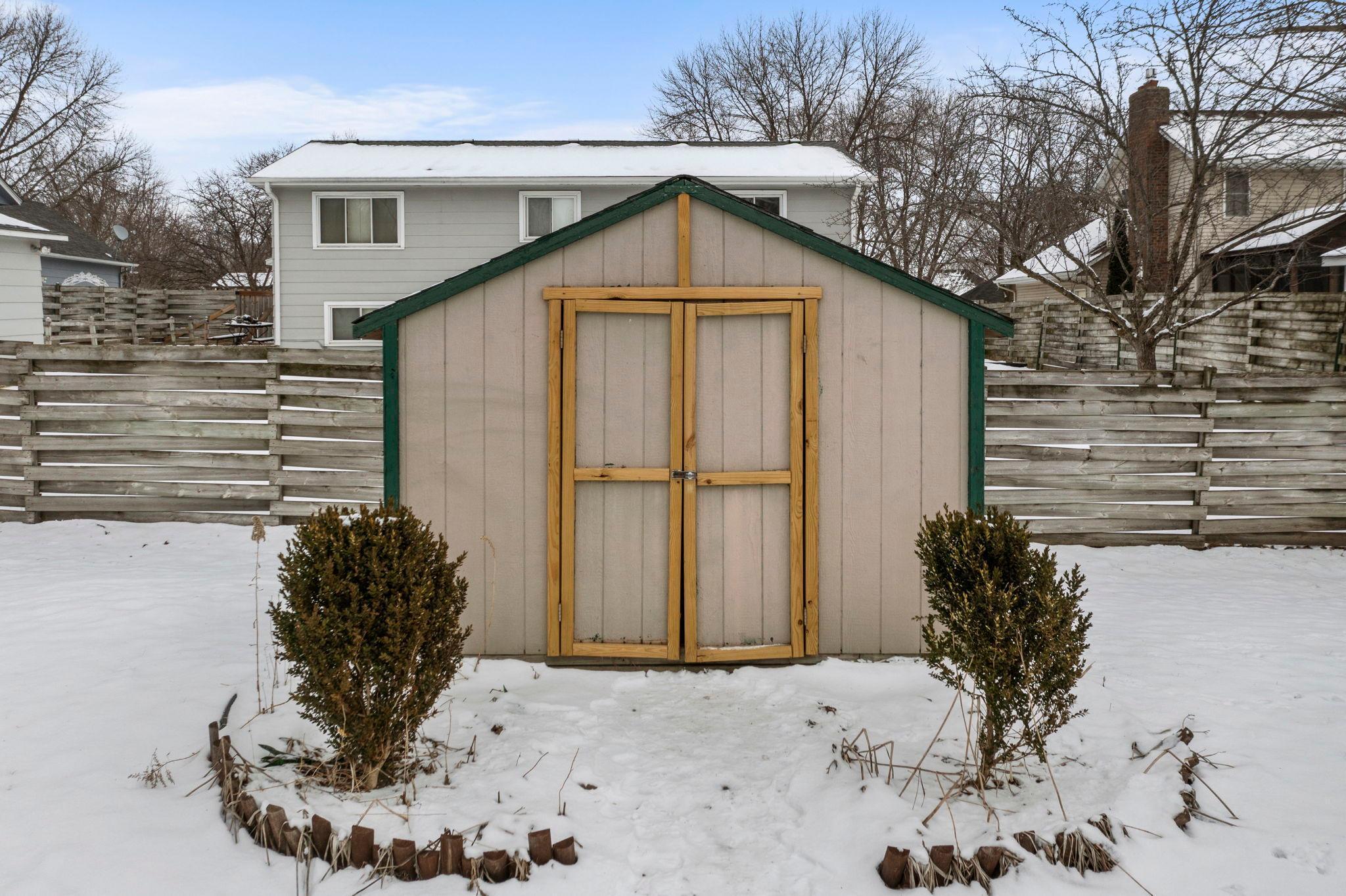 9246 Shenandoah Lane N