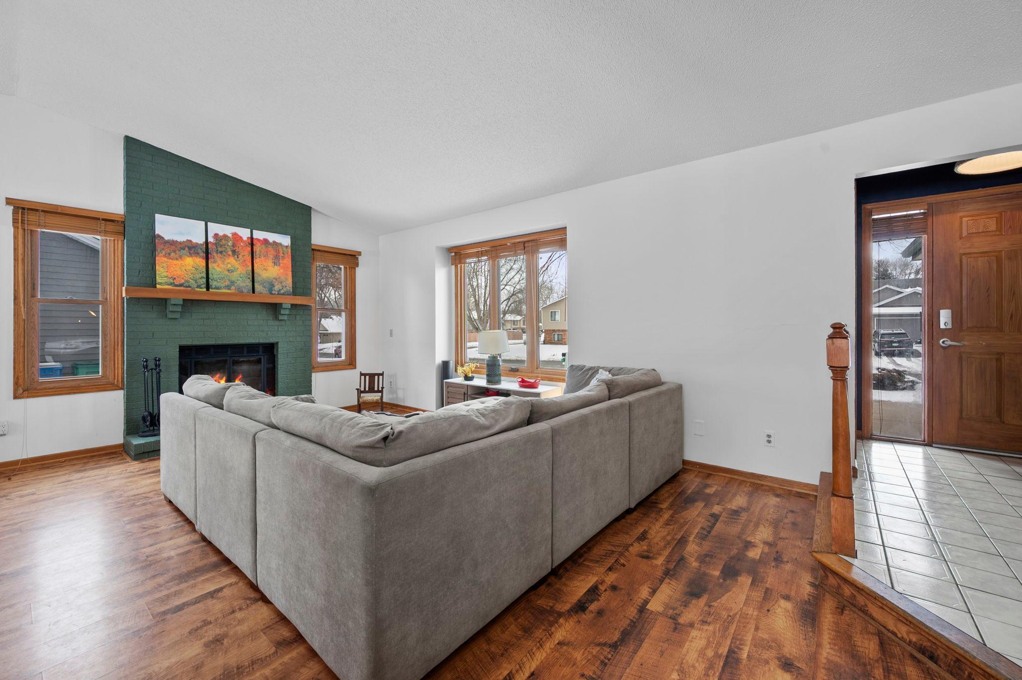 9246 Shenandoah Lane N