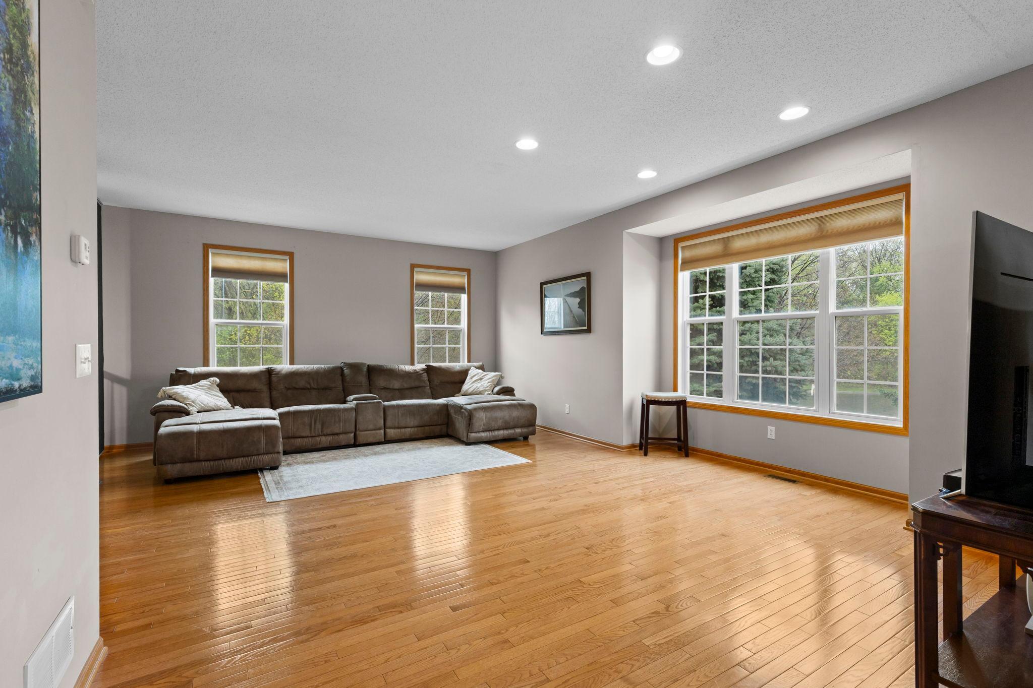 1780 Riverside Drive