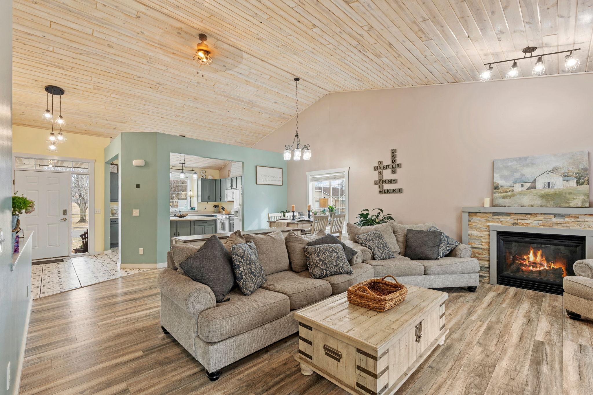 13761 Dorothy Drive