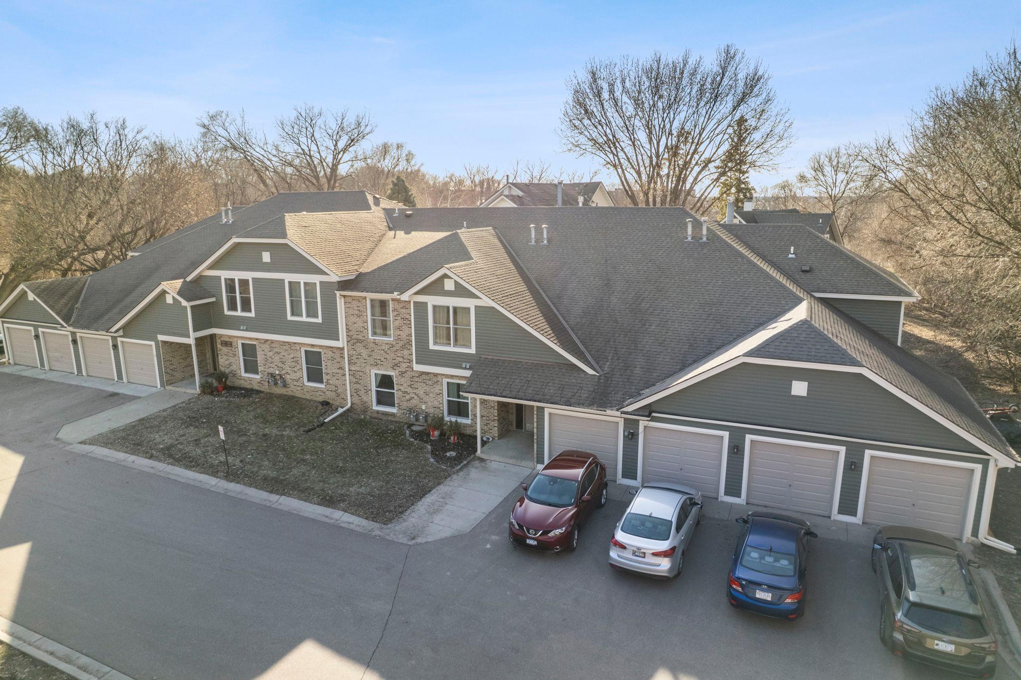 3861 Gold Point Unit: B