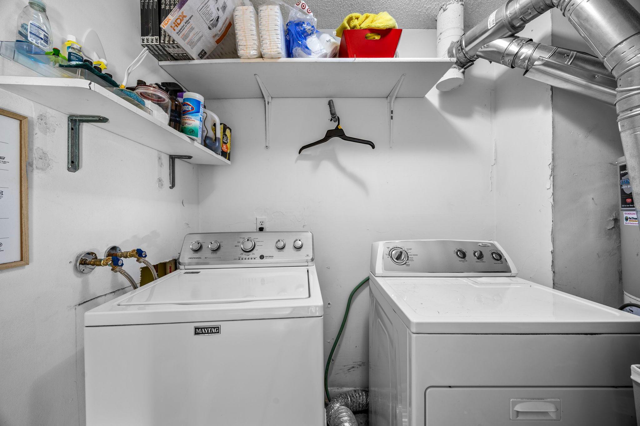 3861 Gold Point Unit: B