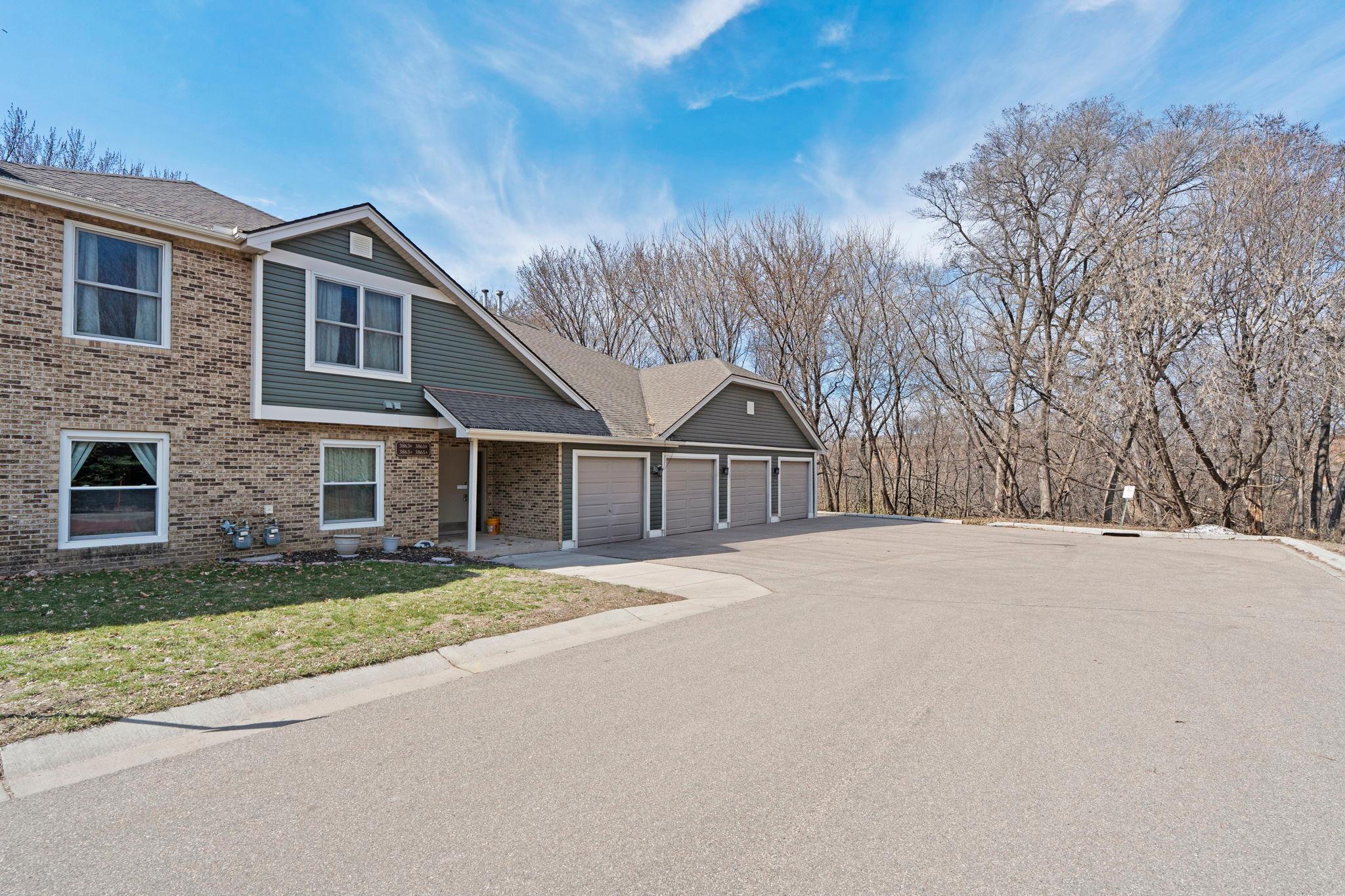 3861 Gold Point Unit: B