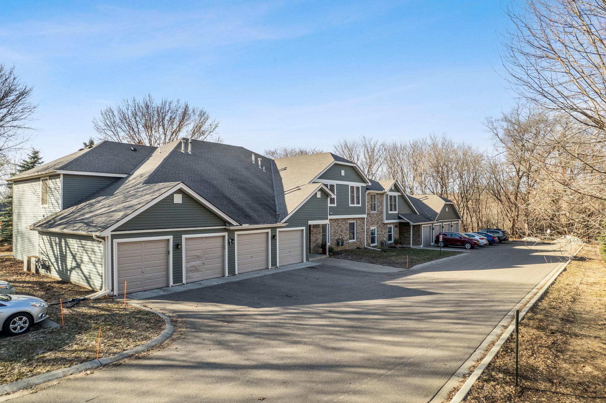 3861 Gold Point Unit: B