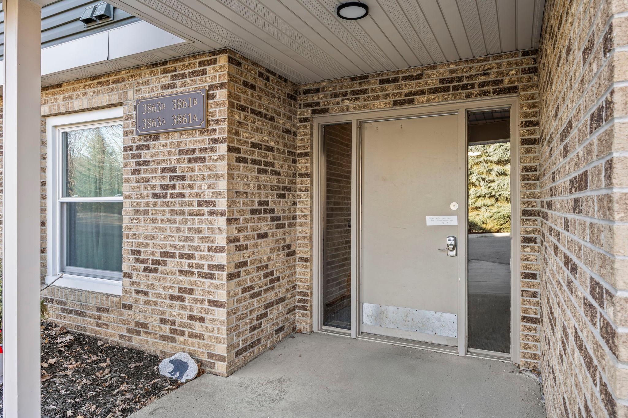 3861 Gold Point Unit: B