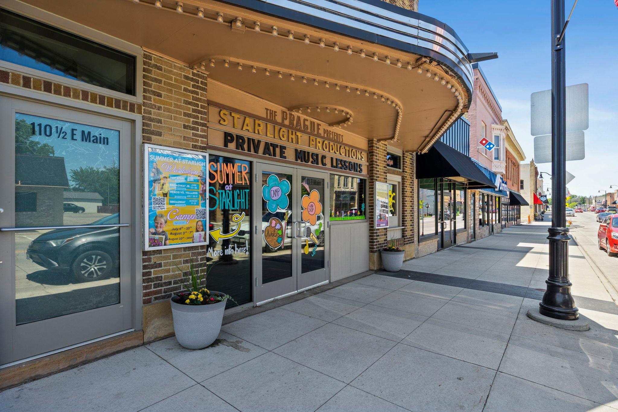 305 Main Street E