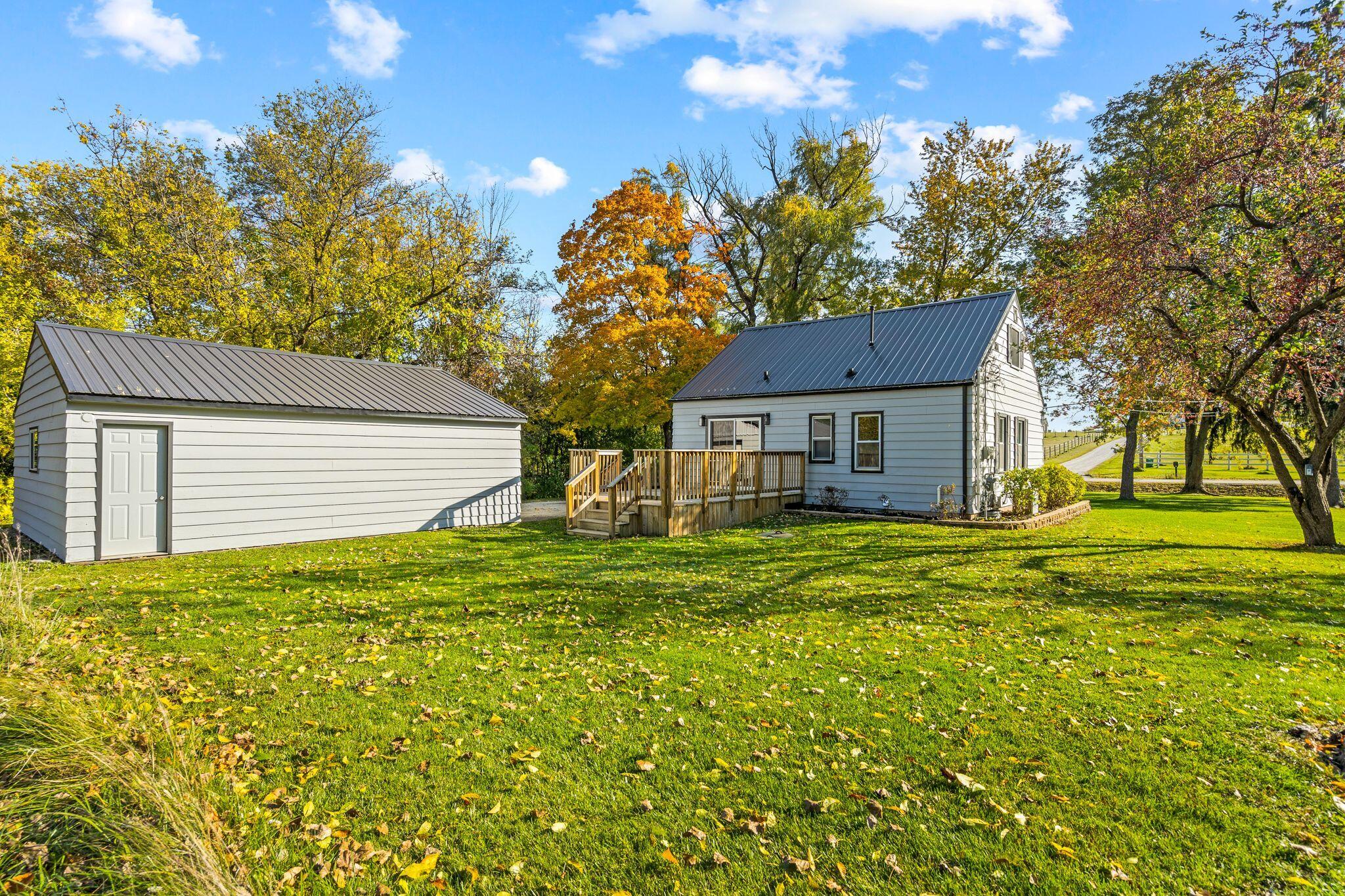 3526 W 7 Mile Rd