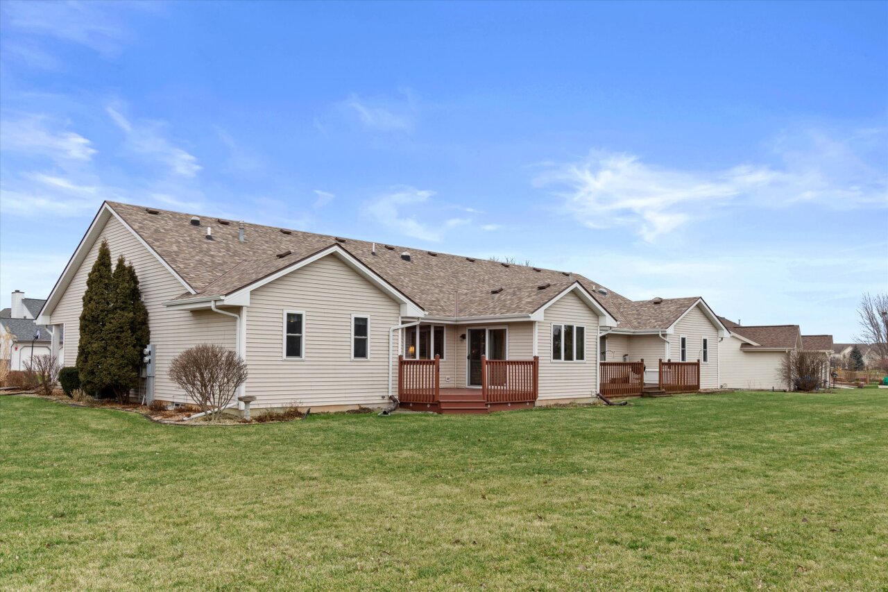 8417 S Cortland Dr