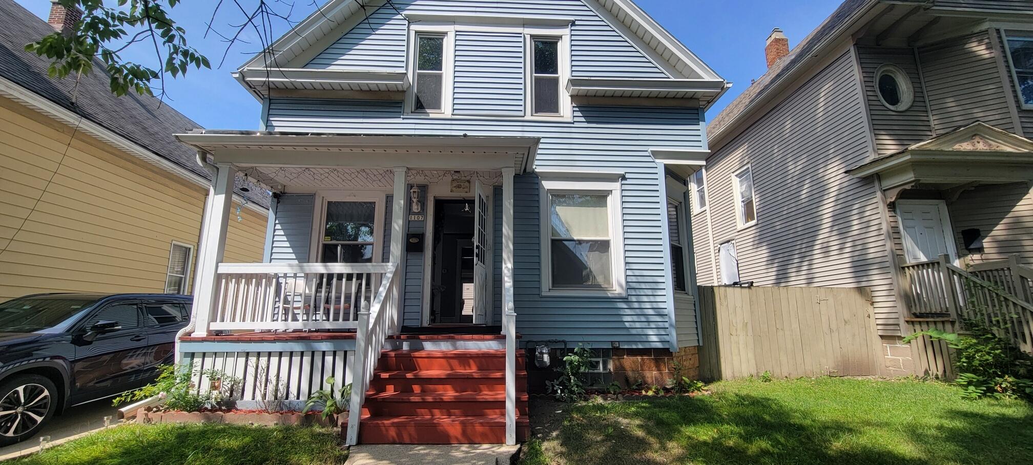 1107 S 37th St