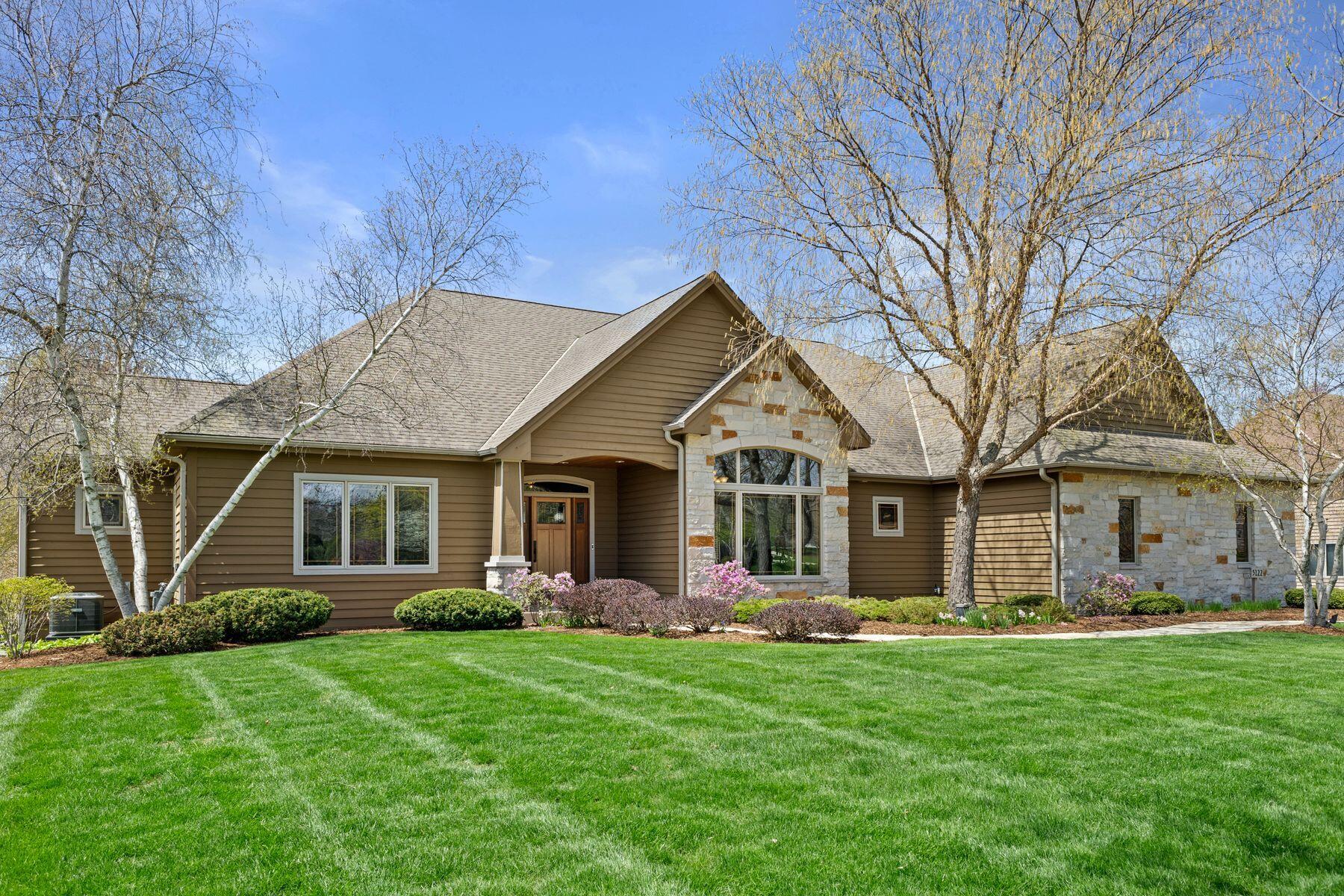 5122 Alexander Dr