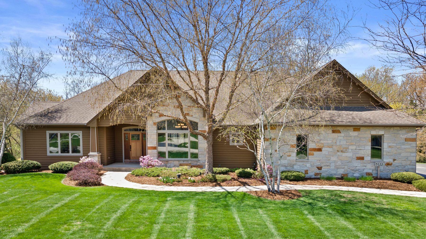 5122 Alexander Dr