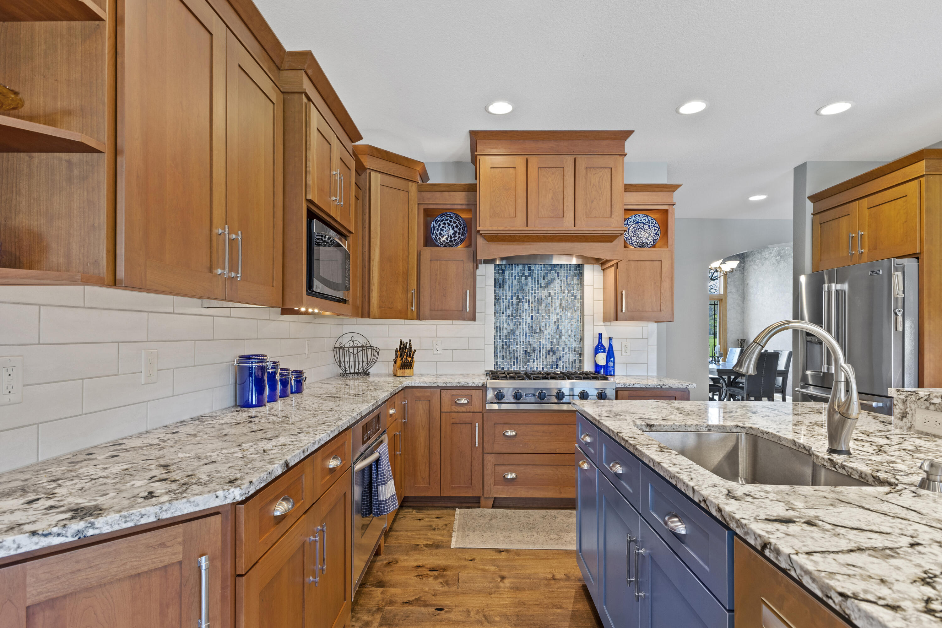 5122 Alexander Dr