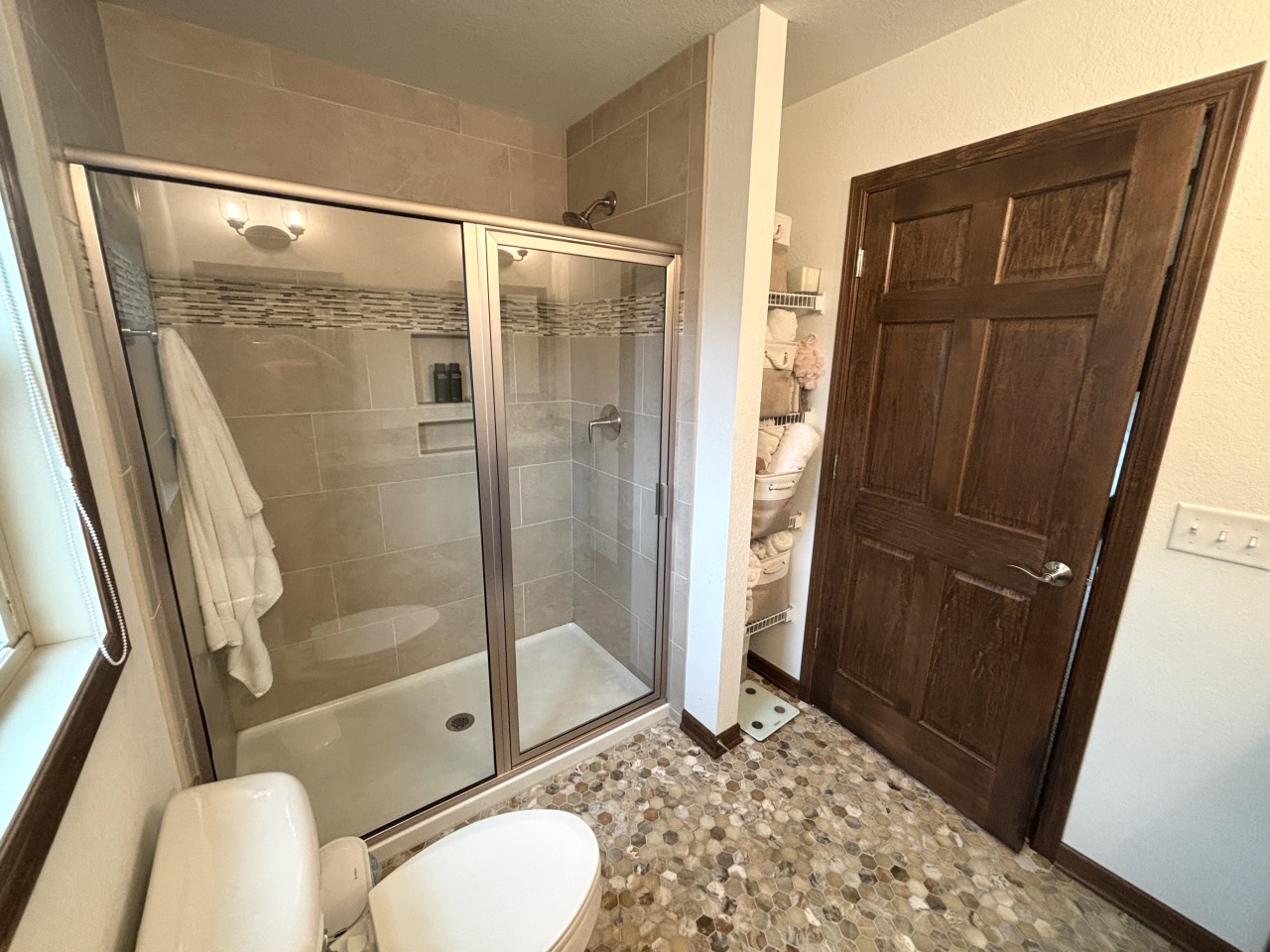 9132 Dahlia Ln