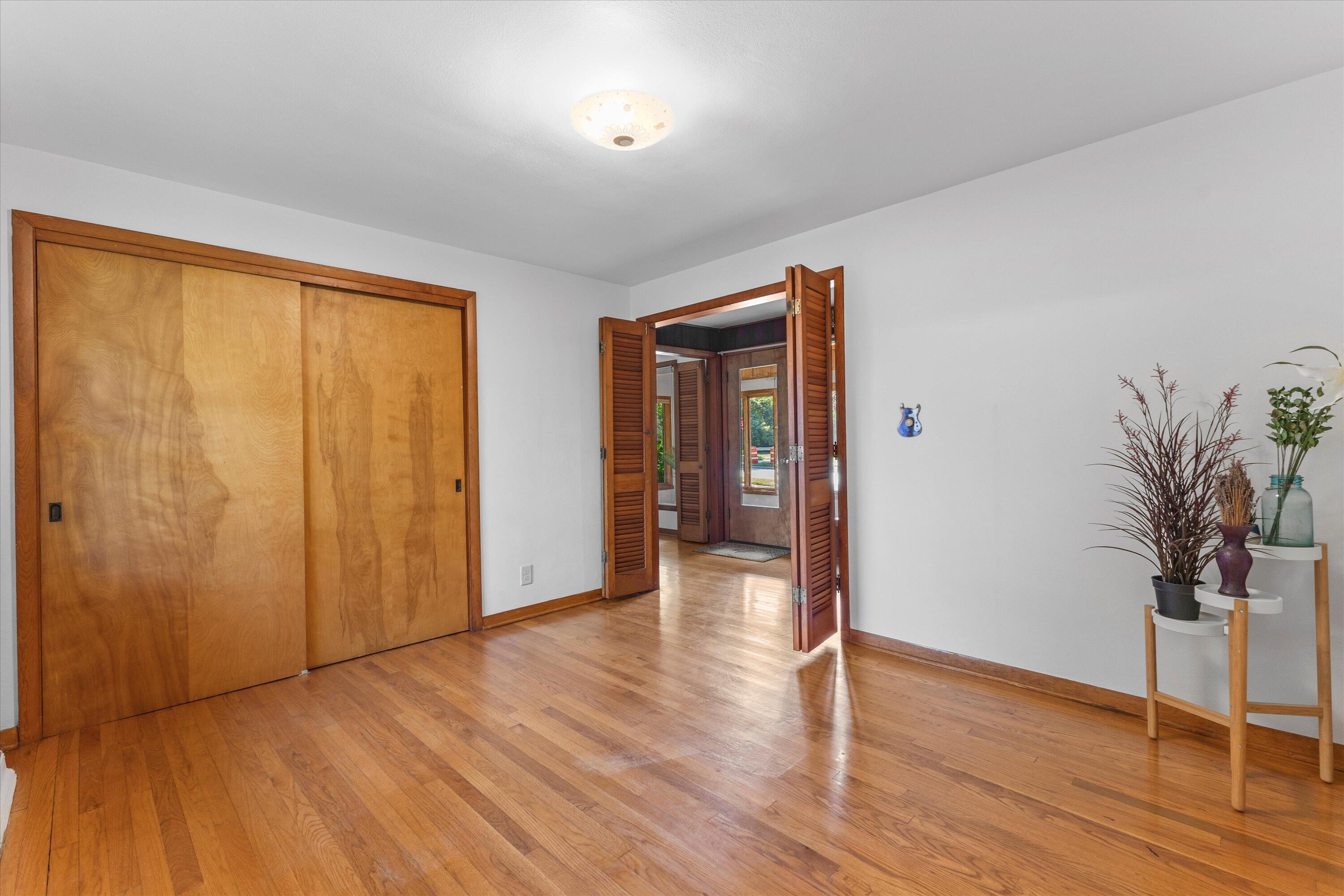 504 Brookdale Ct