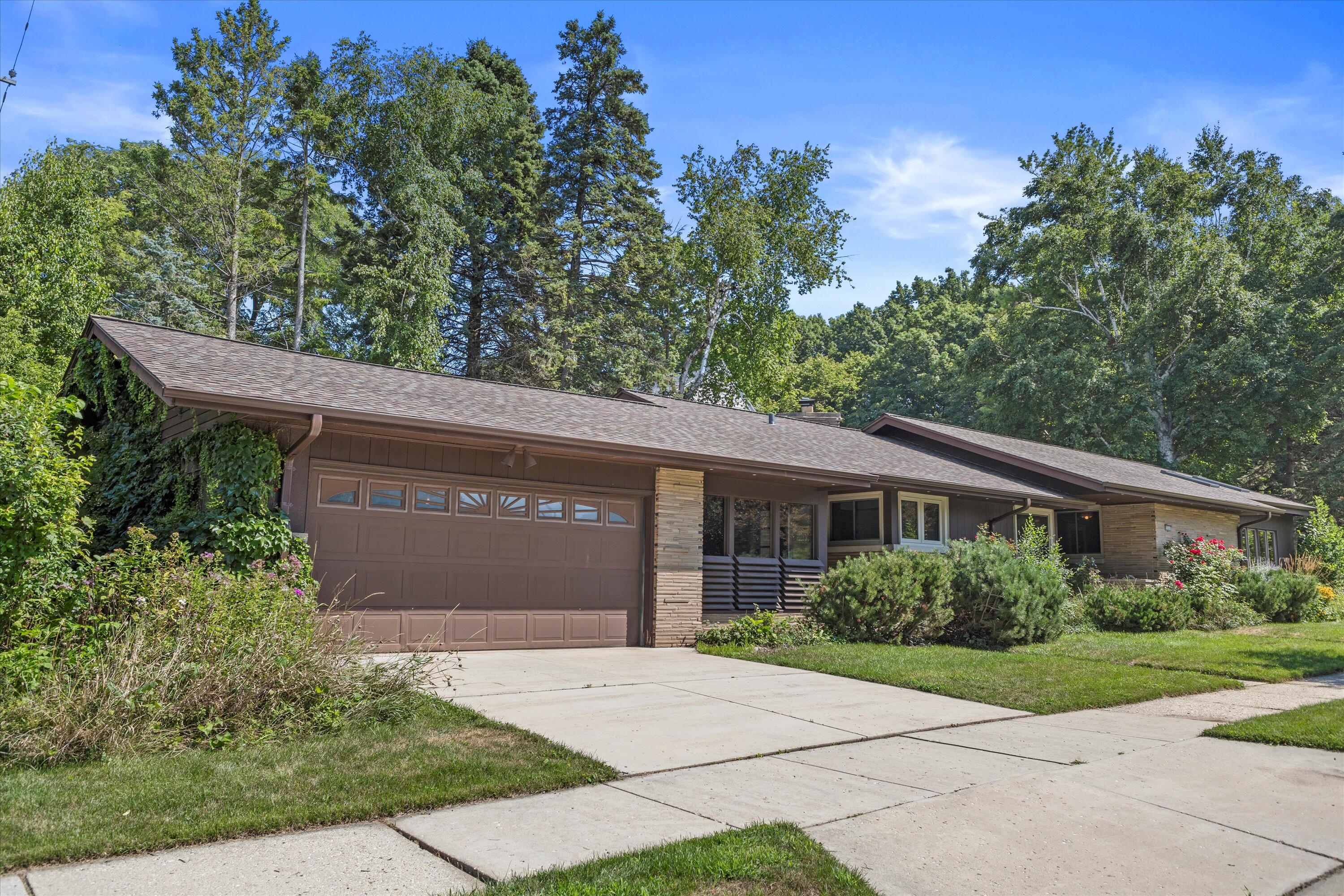 504 Brookdale Ct