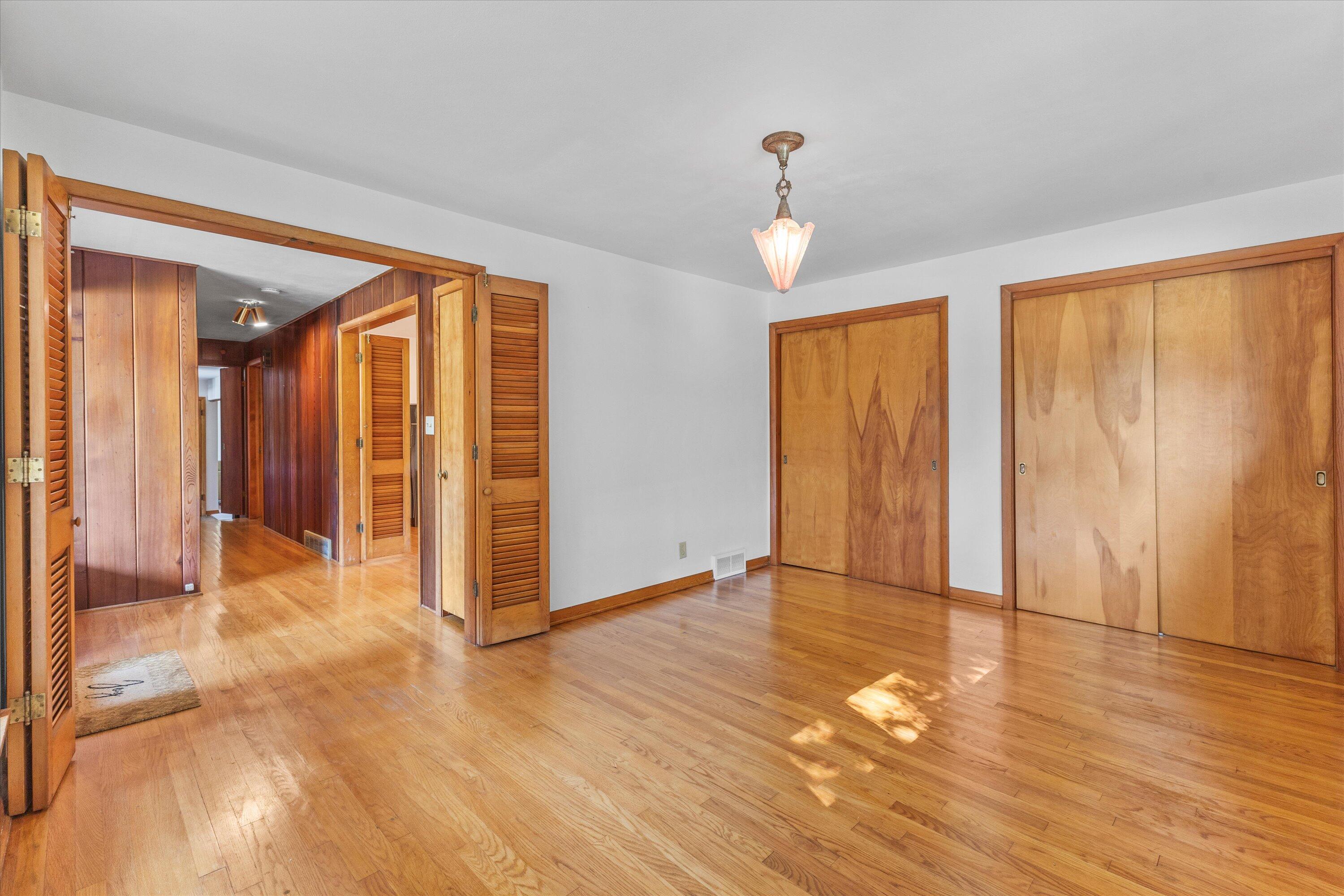 504 Brookdale Ct