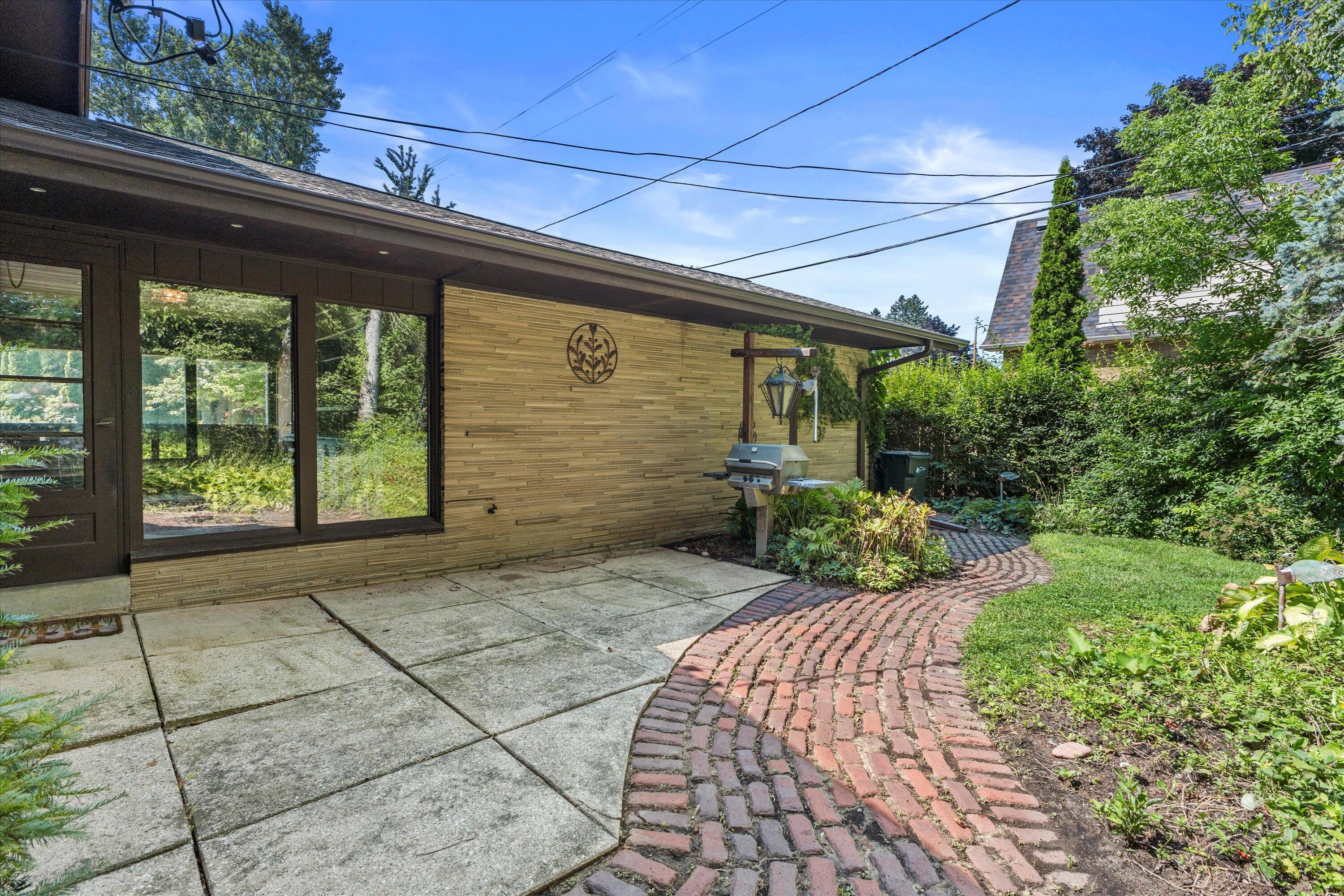 504 Brookdale Ct