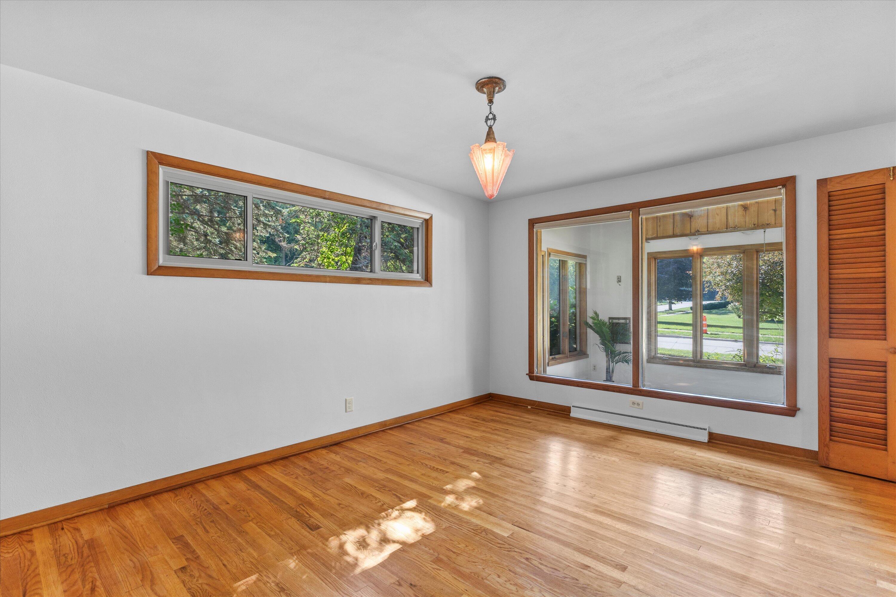 504 Brookdale Ct