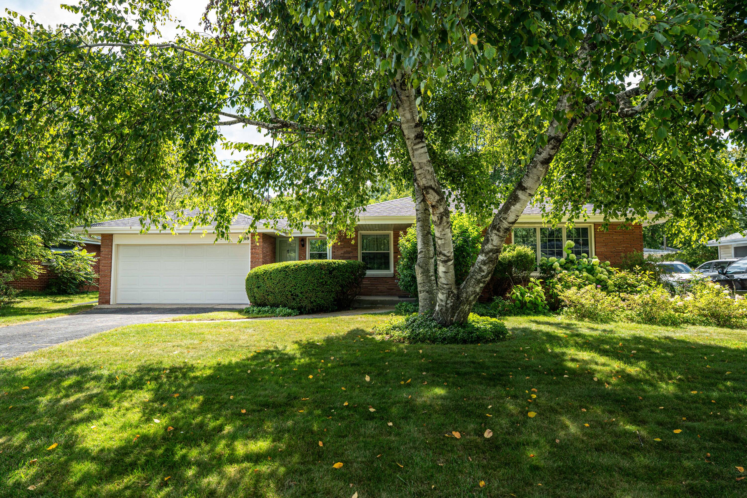 7769 N Delta Pl
