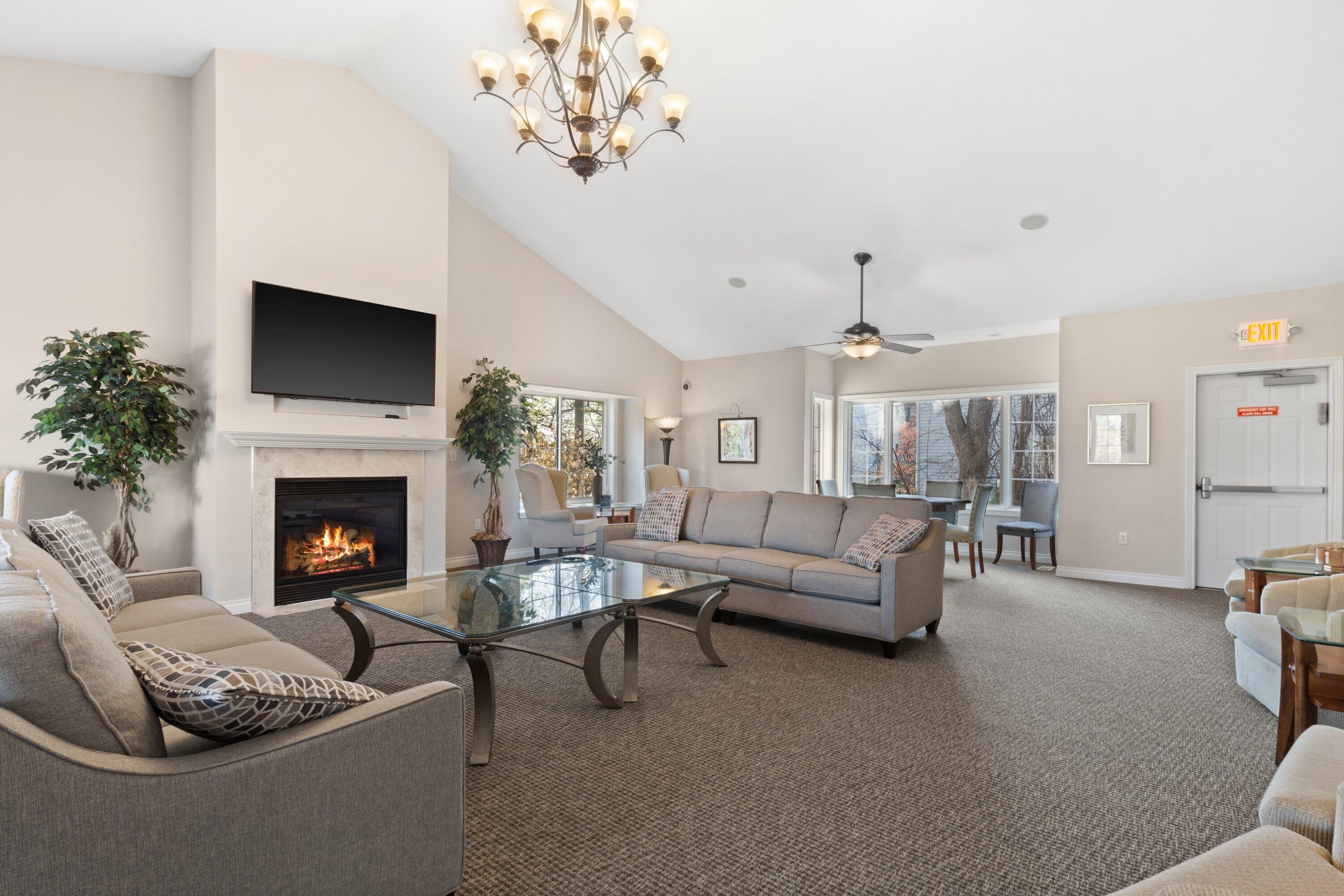 6195 Walnut Ln Unit: #65