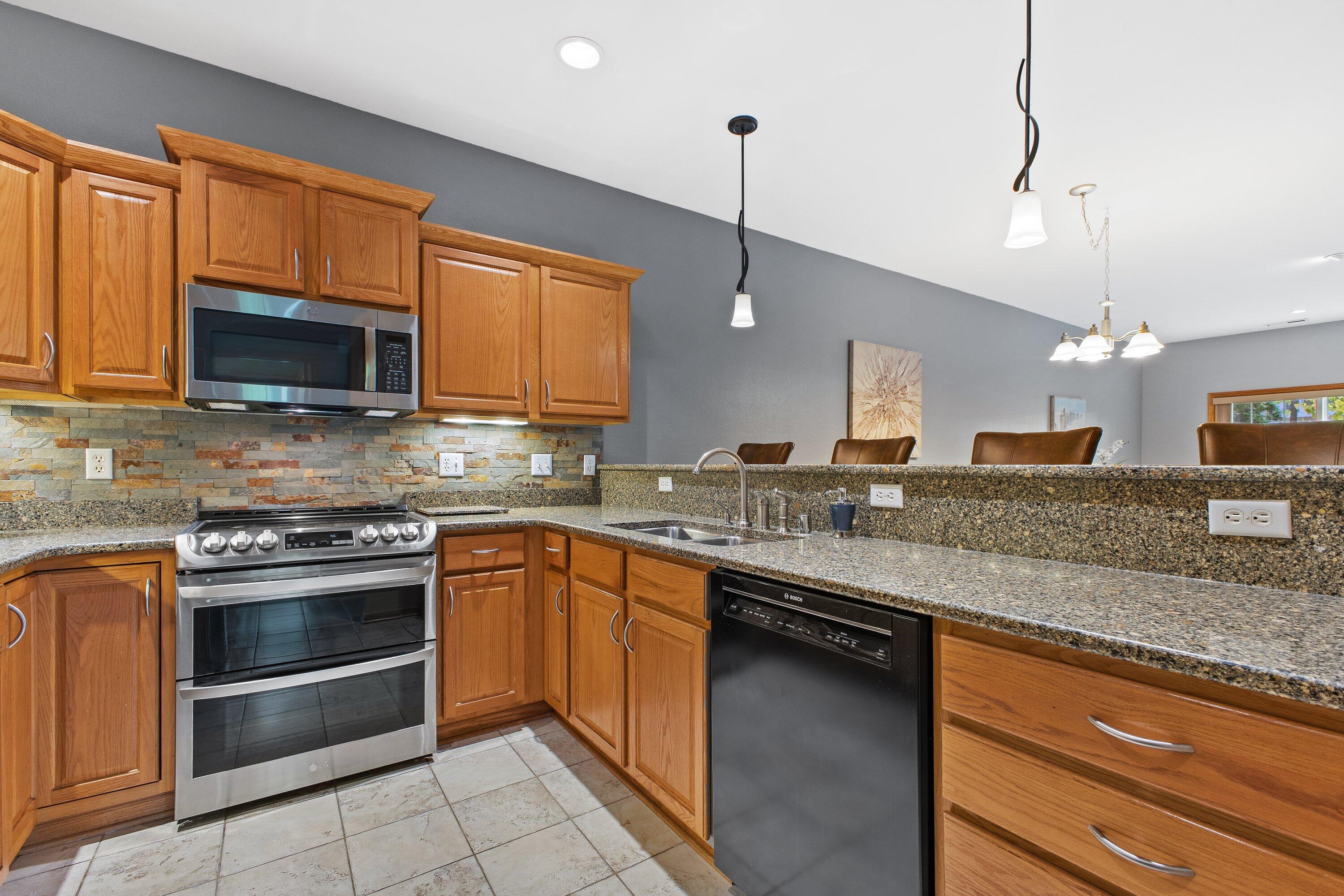 6195 Walnut Ln Unit: #65