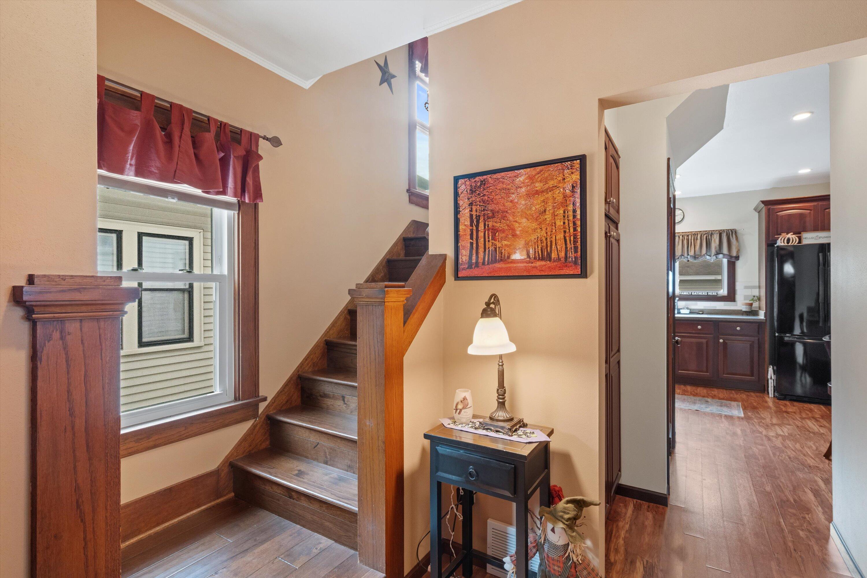3505 Lindermann Ave