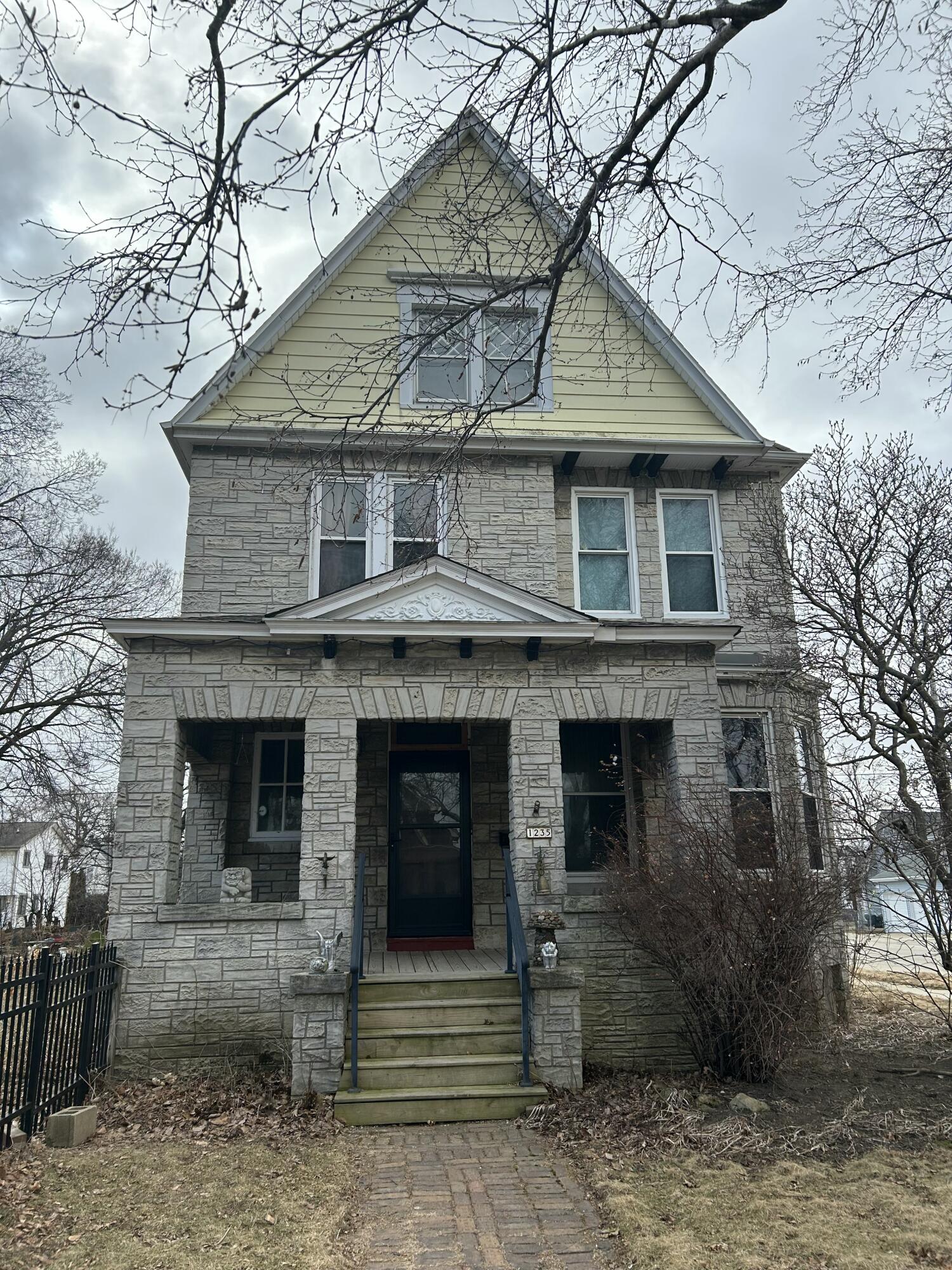 1235 Madison Ave