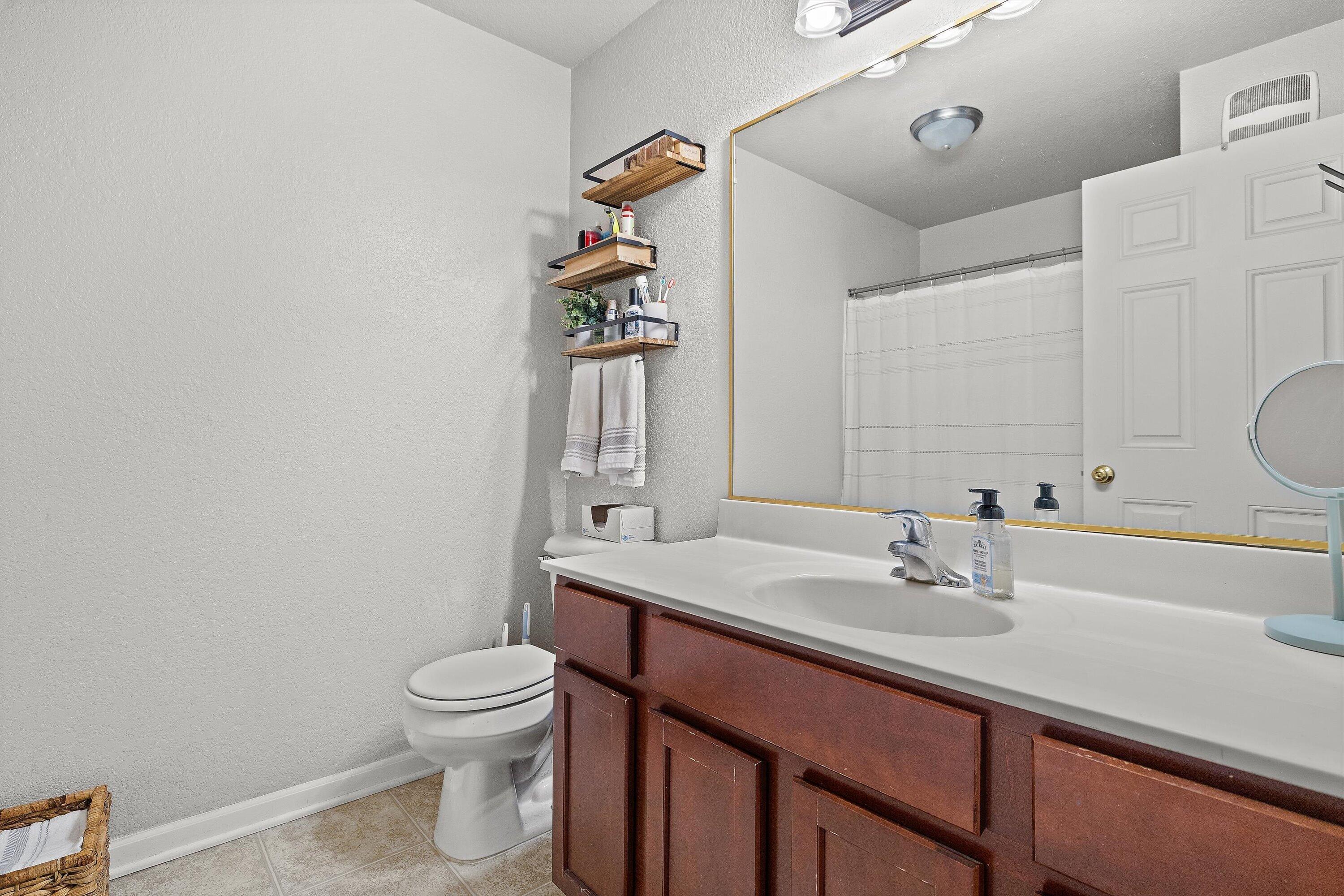 1723 State St Unit: E43