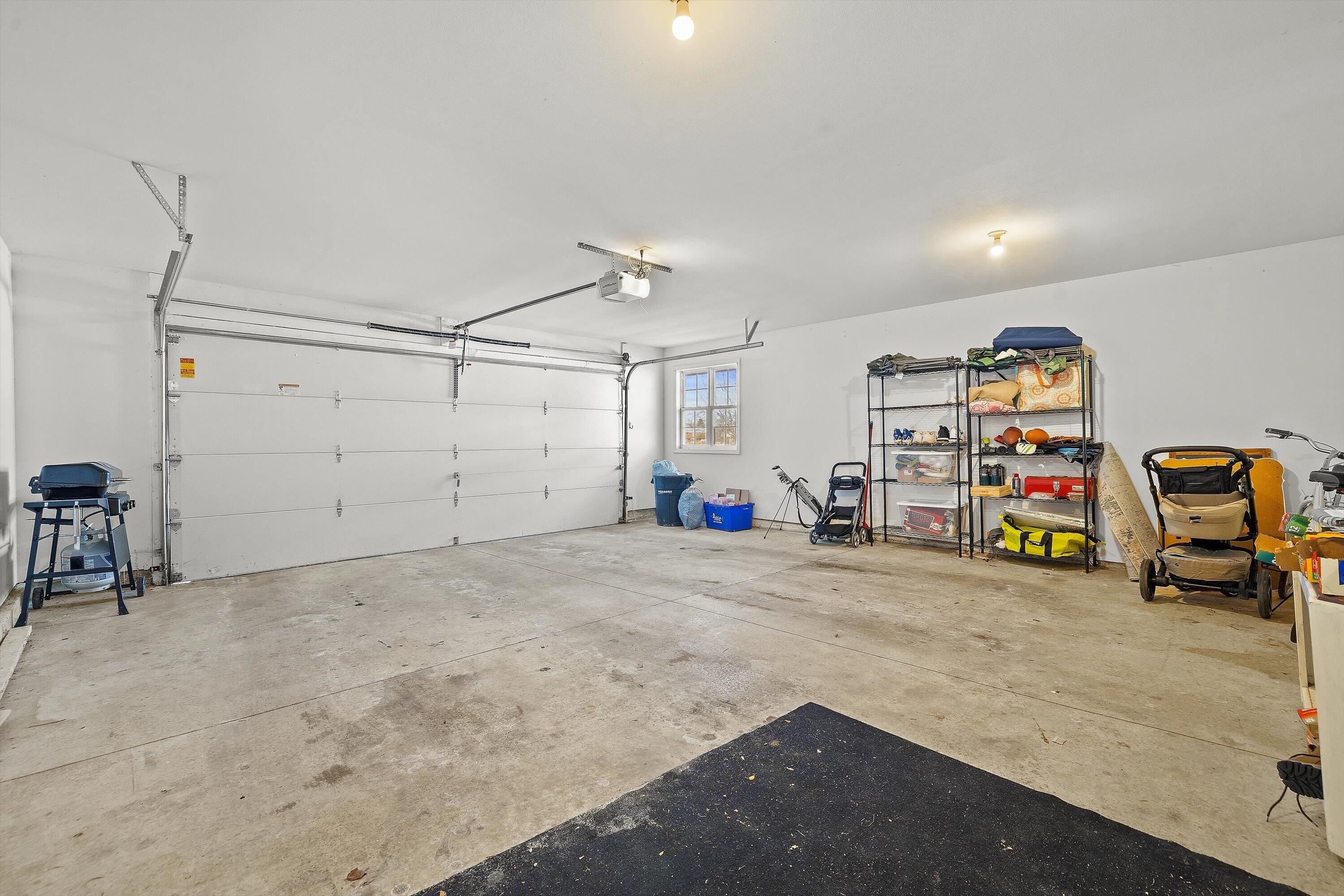 1723 State St Unit: E43