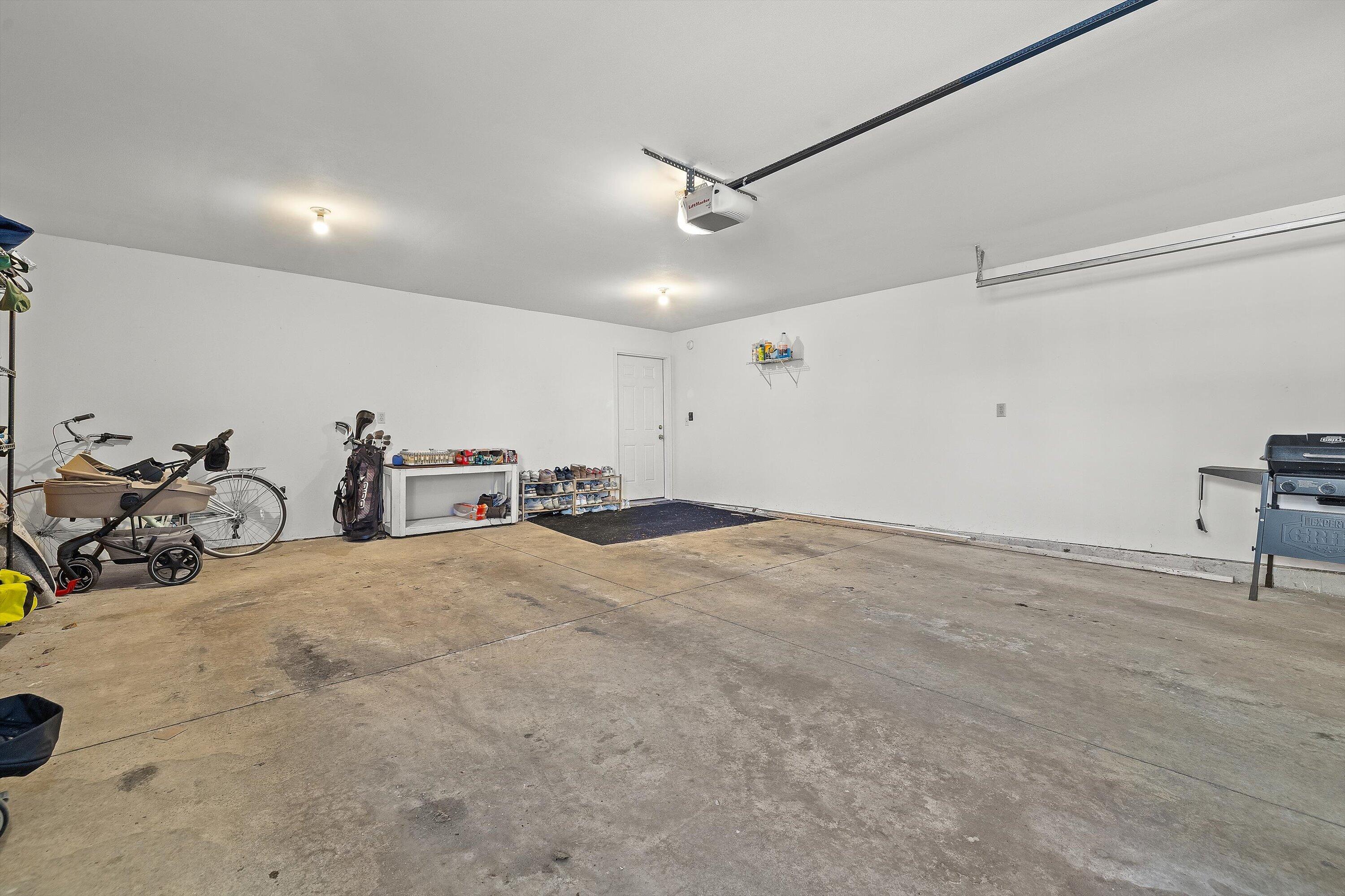 1723 State St Unit: E43