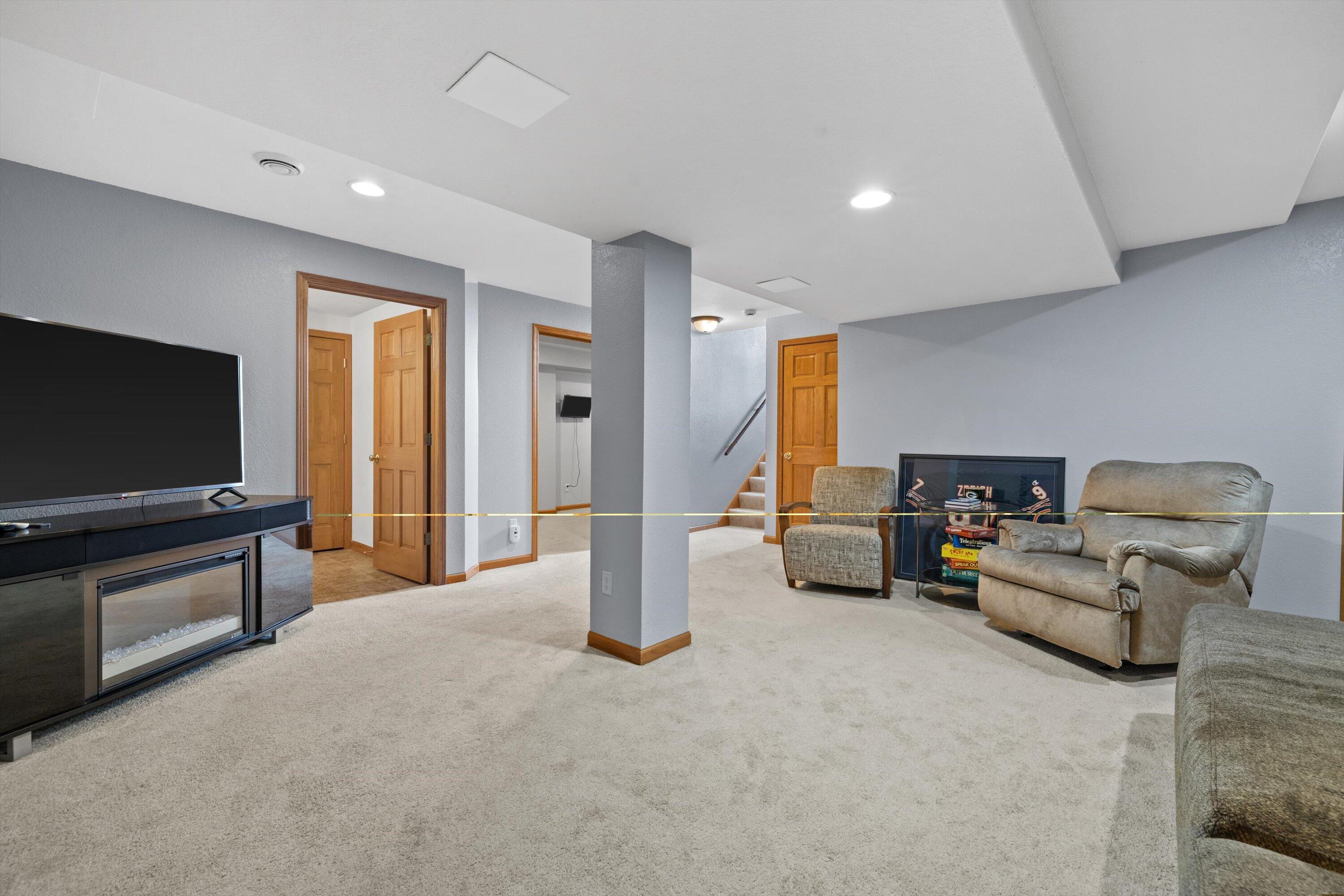6427 San Marino Dr