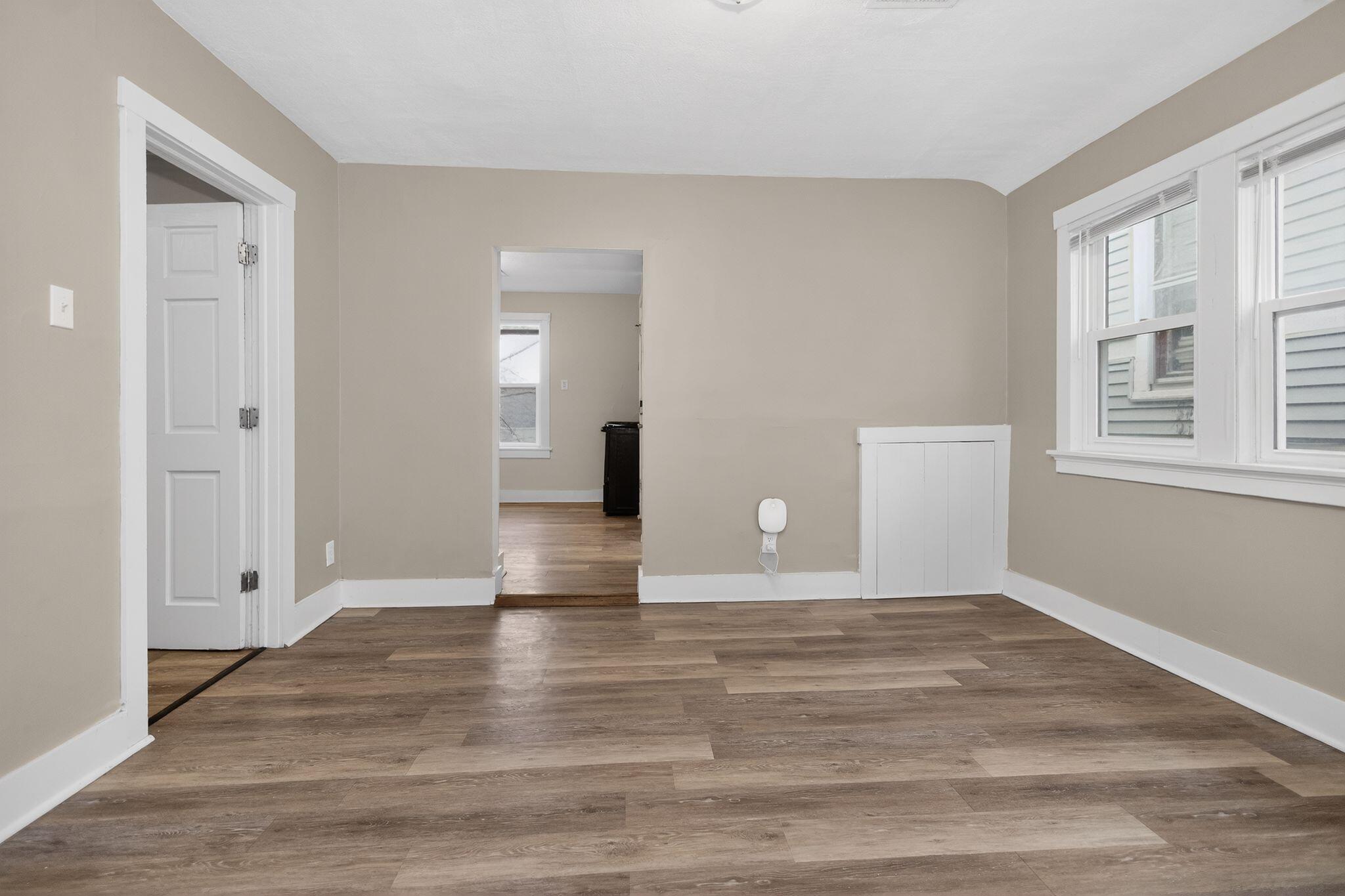 134 E Concordia Ave