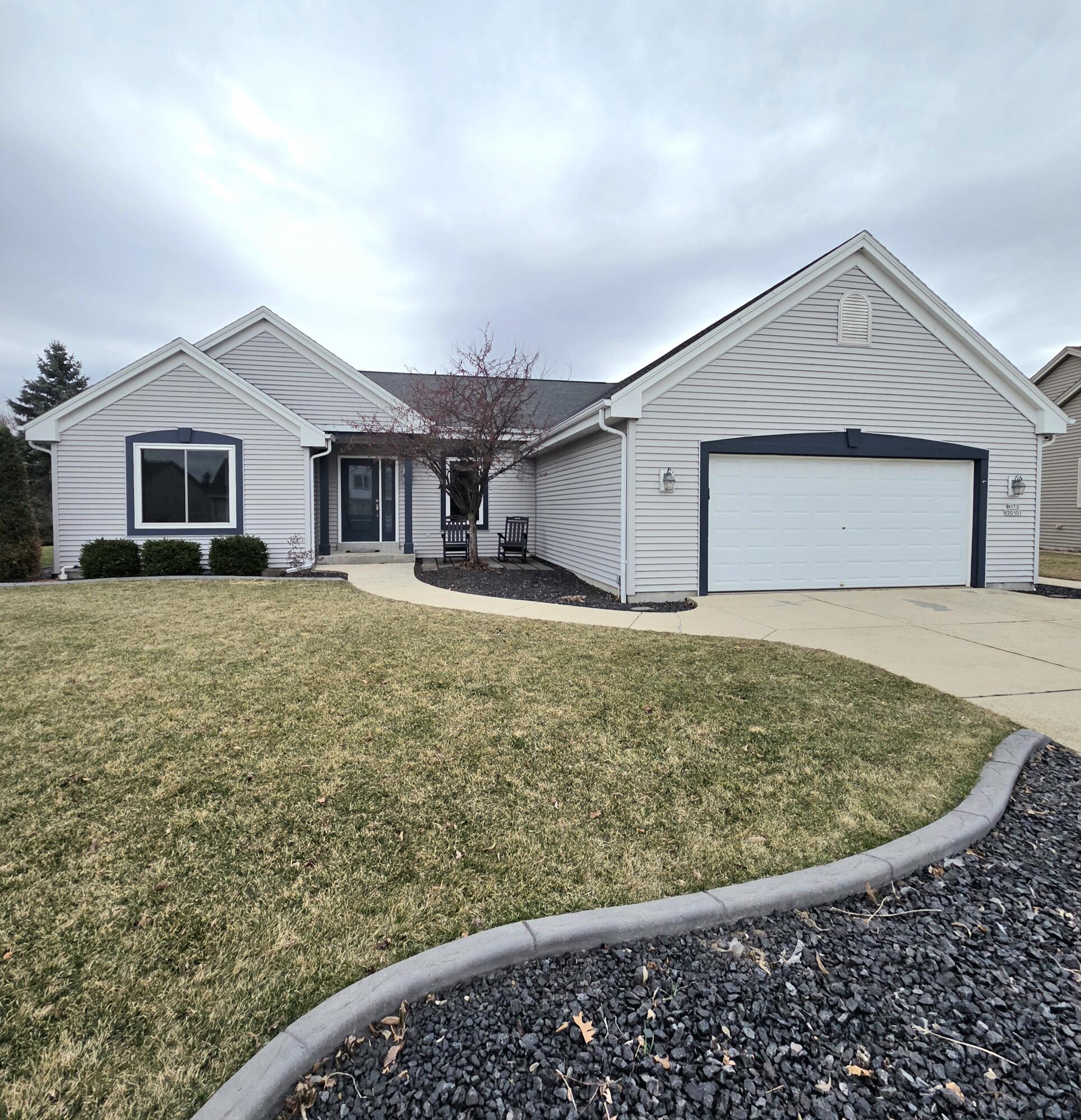 N173W20101 Crestview Dr