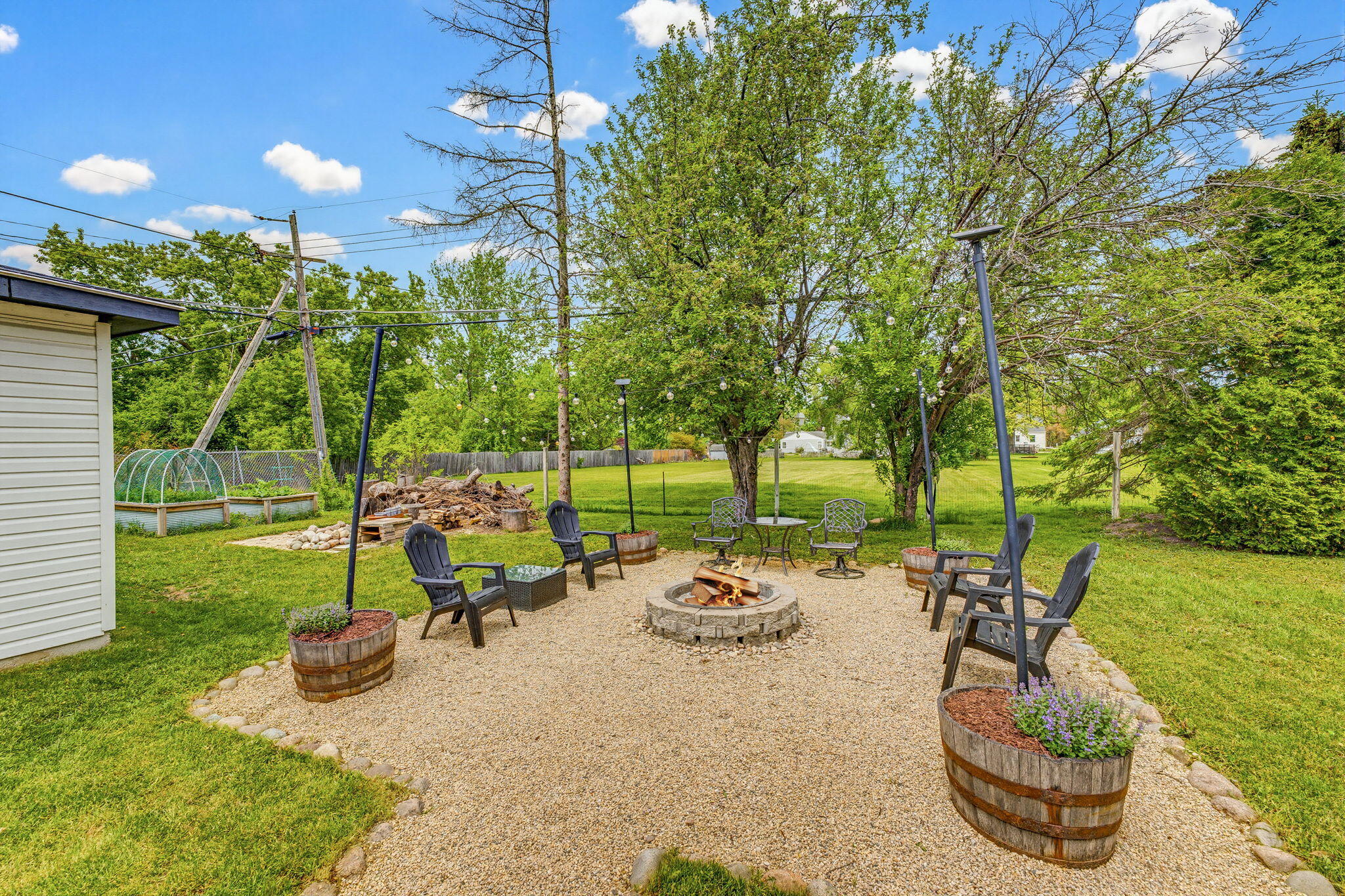 1608 Wind Dale Dr