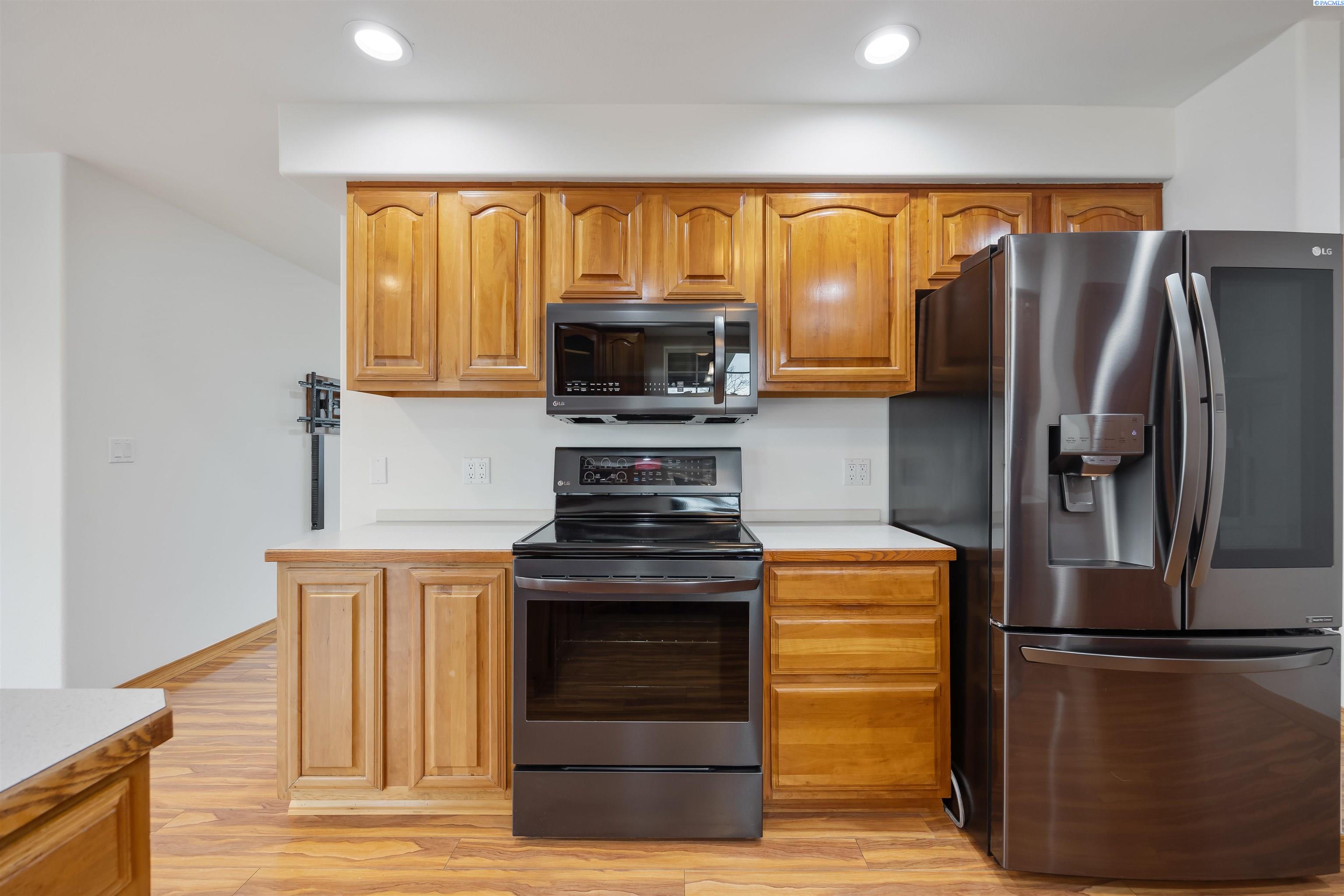 276 Snake River Drive