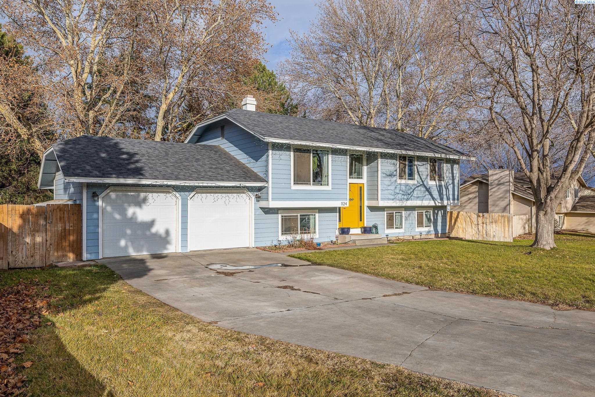 1124 W Park Hills Dr.