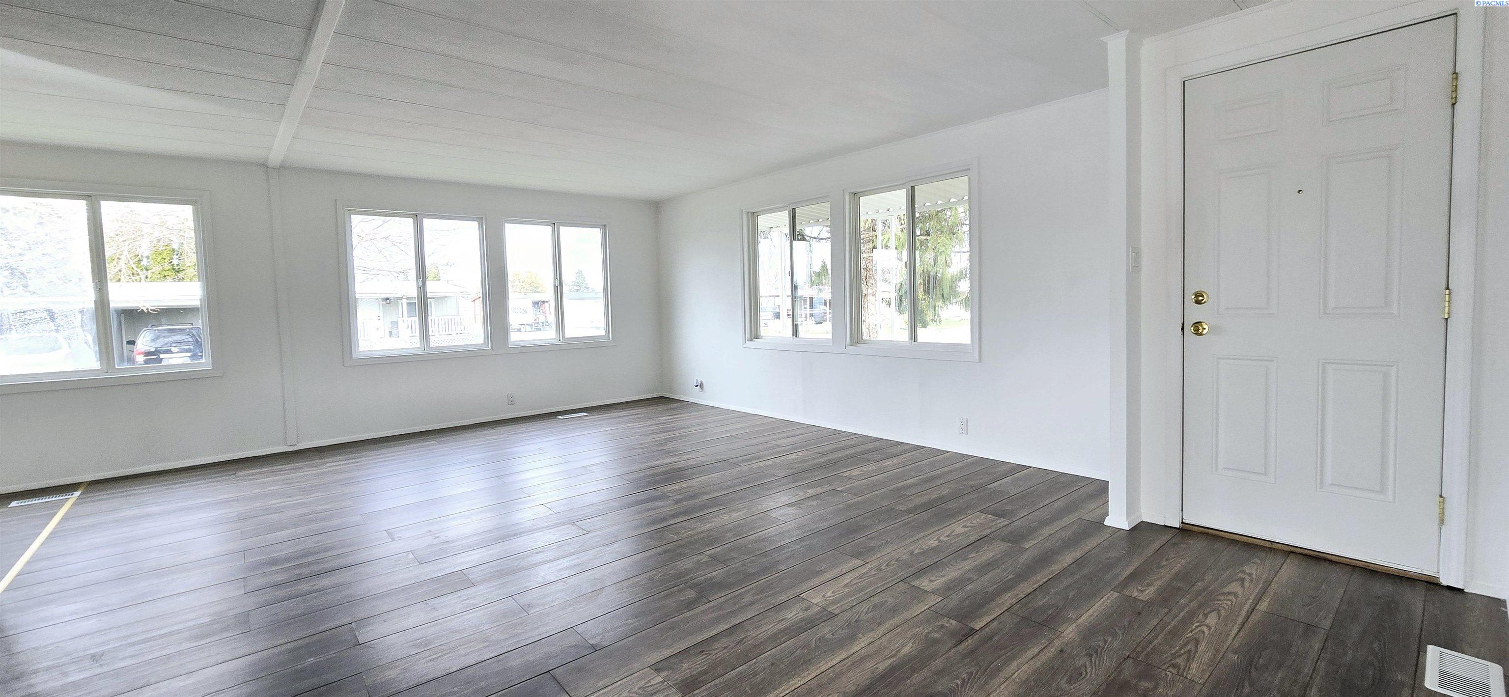 3324 W 19th Unit: 143
