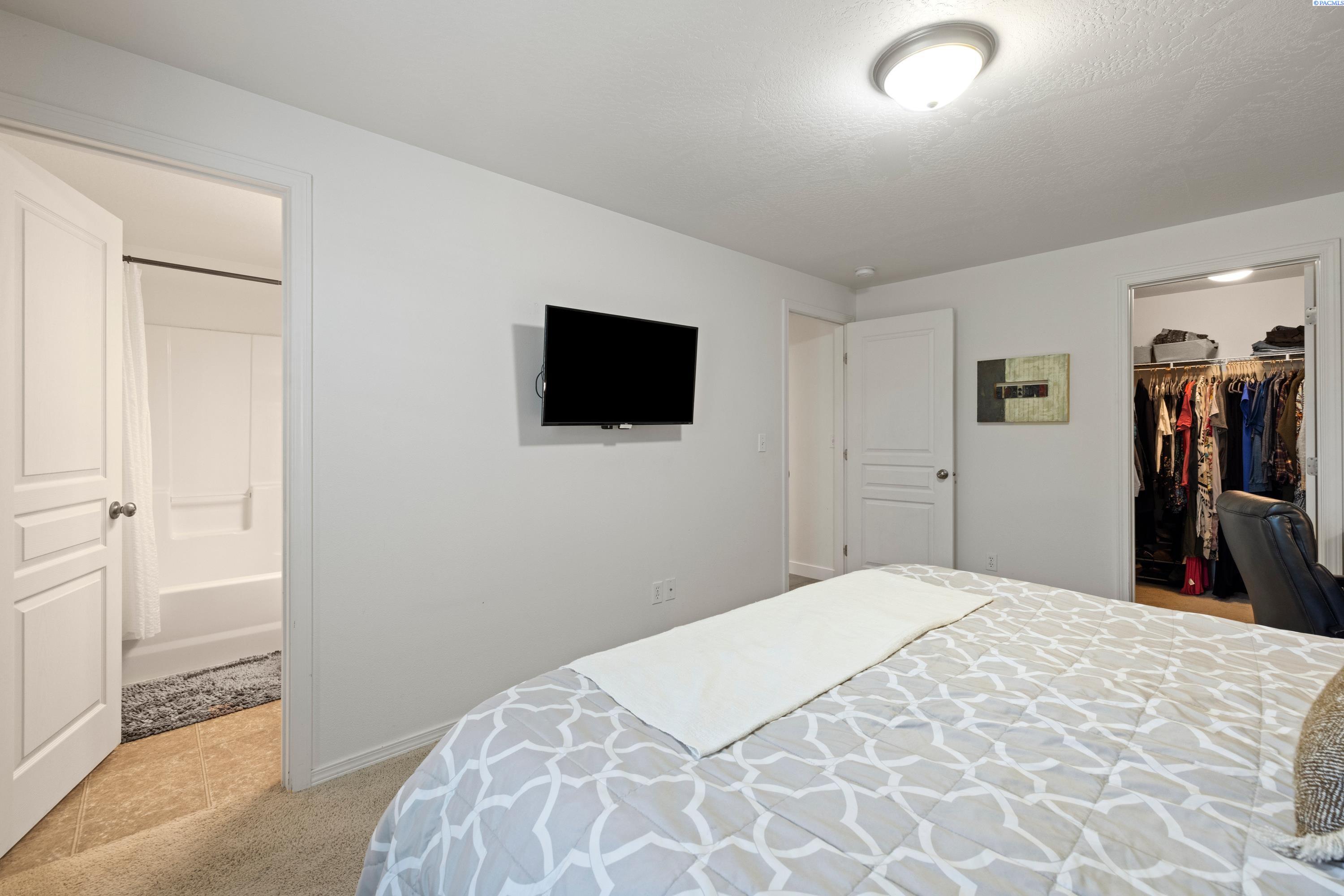 6409 Damon Point Drive