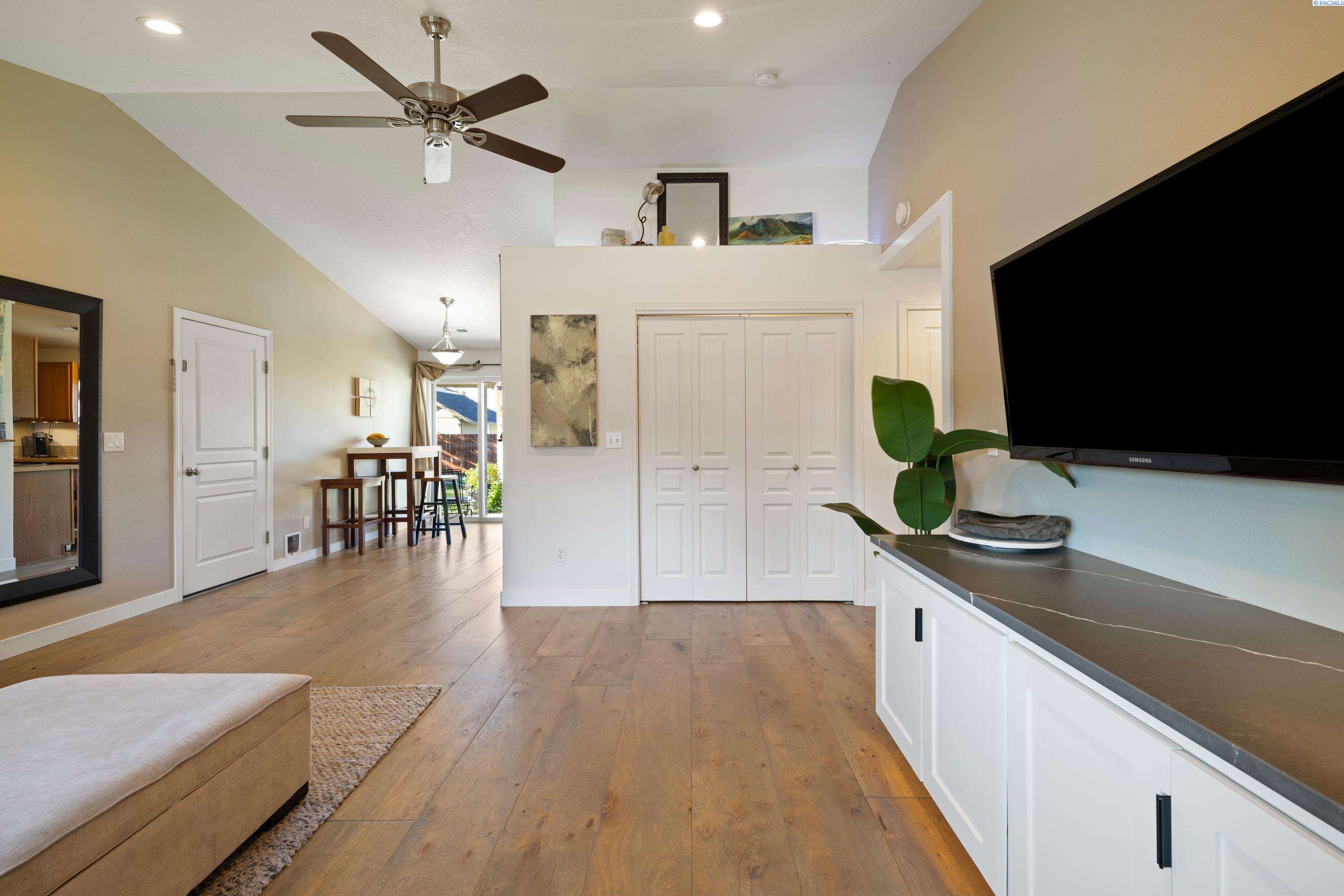 6409 Damon Point Drive