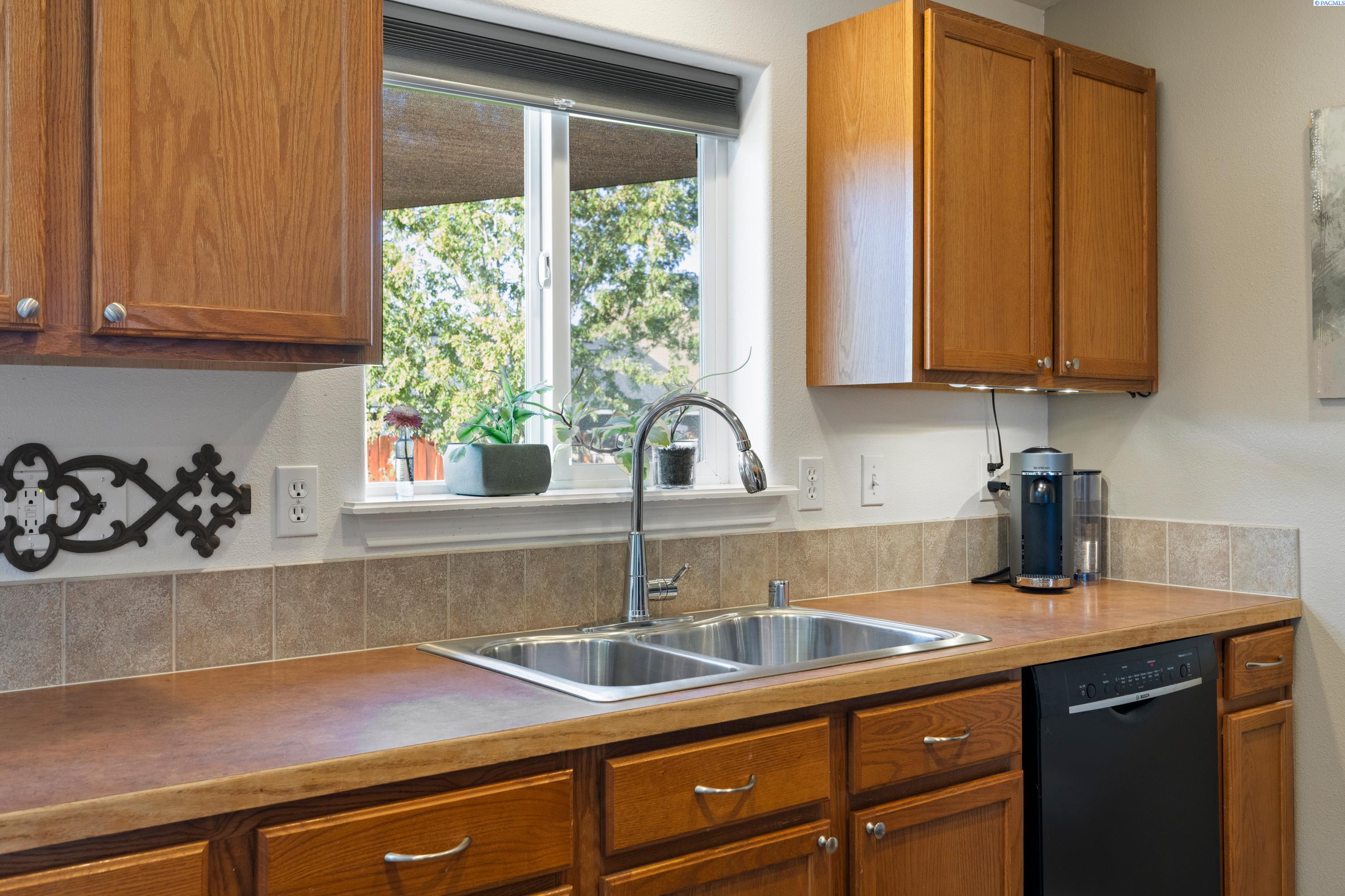 6409 Damon Point Drive