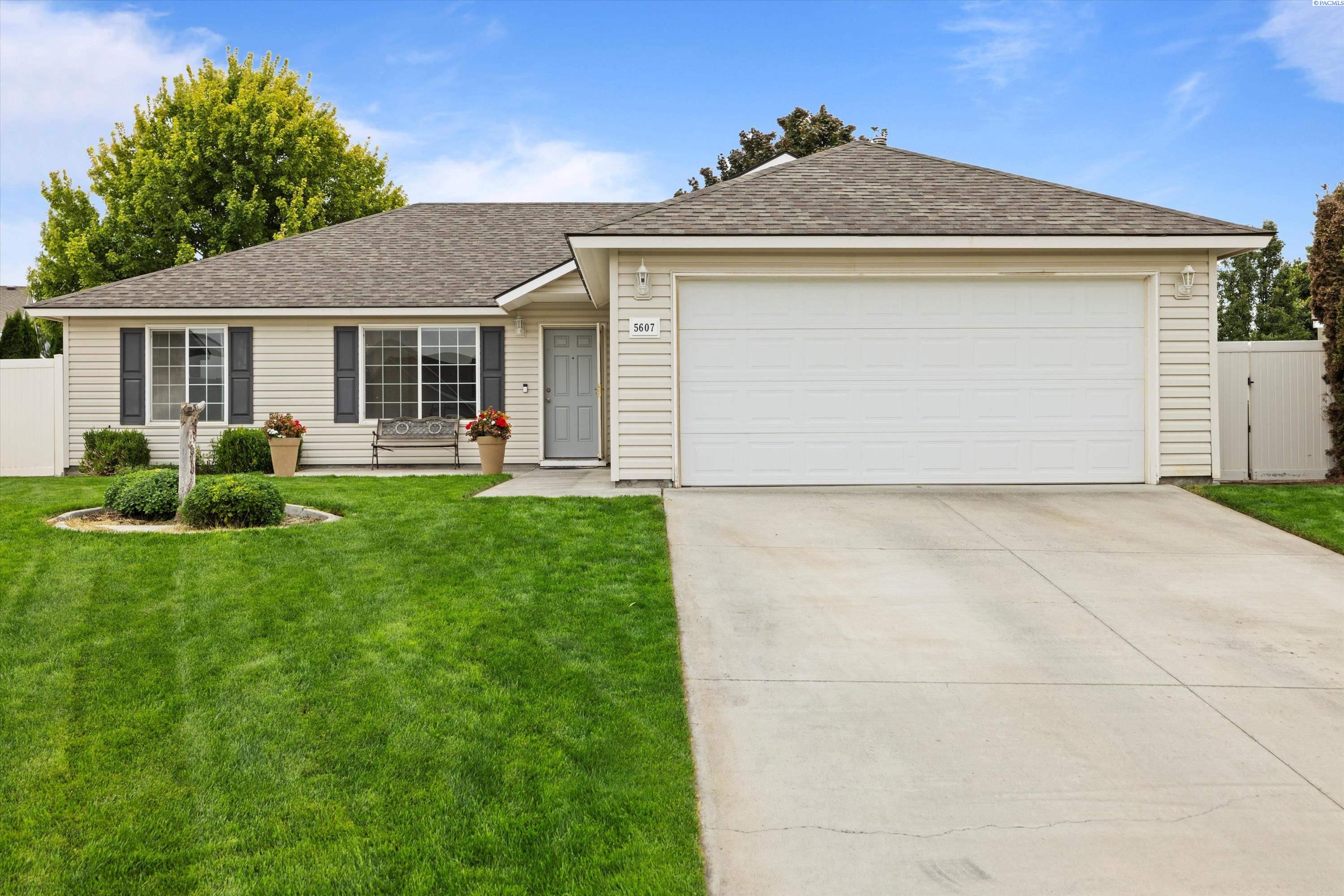 5607 Tieton Ln