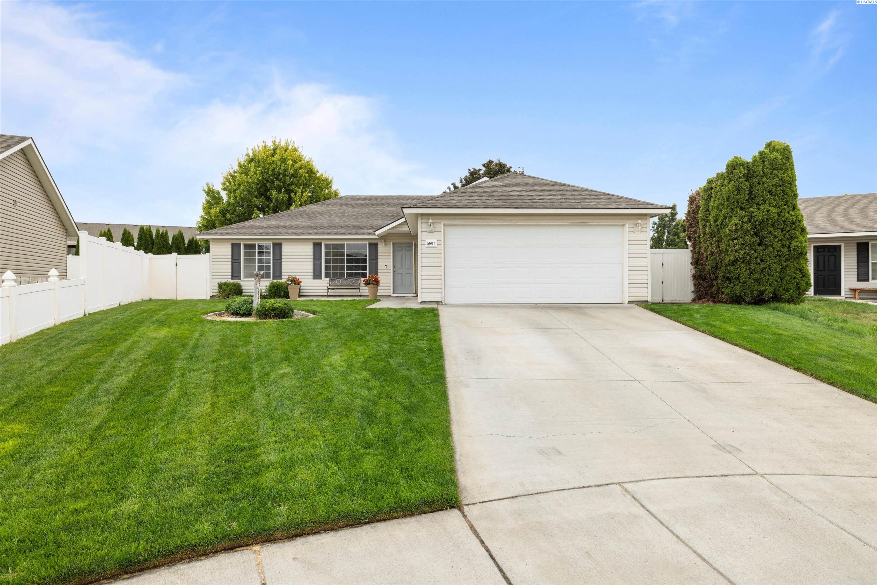 5607 Tieton Ln