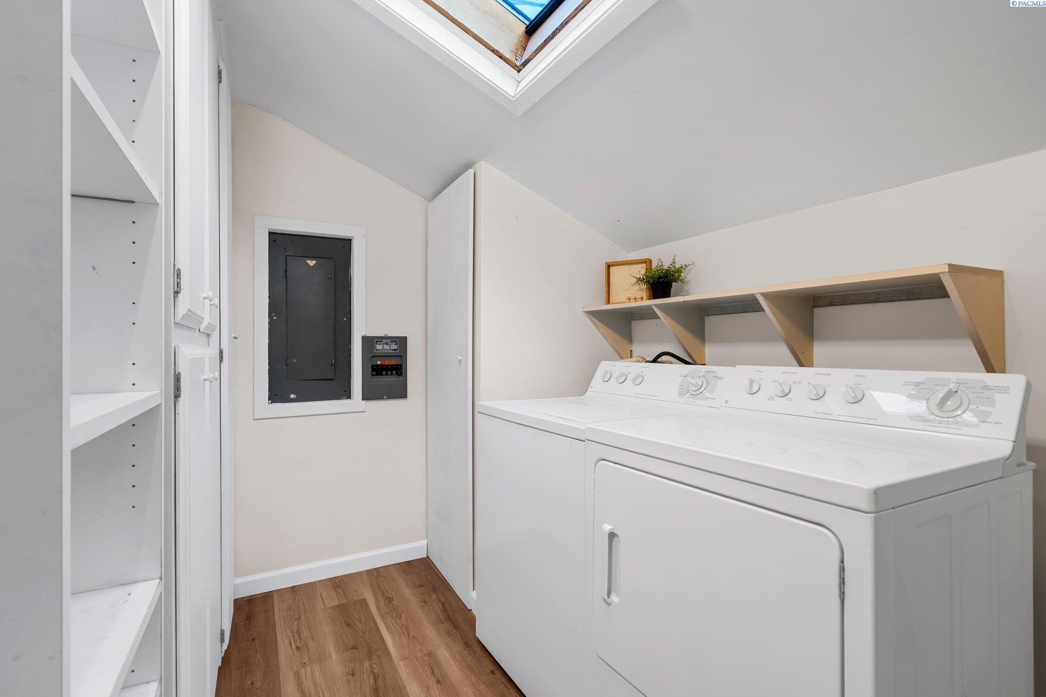 1316 Sacramento Blvd